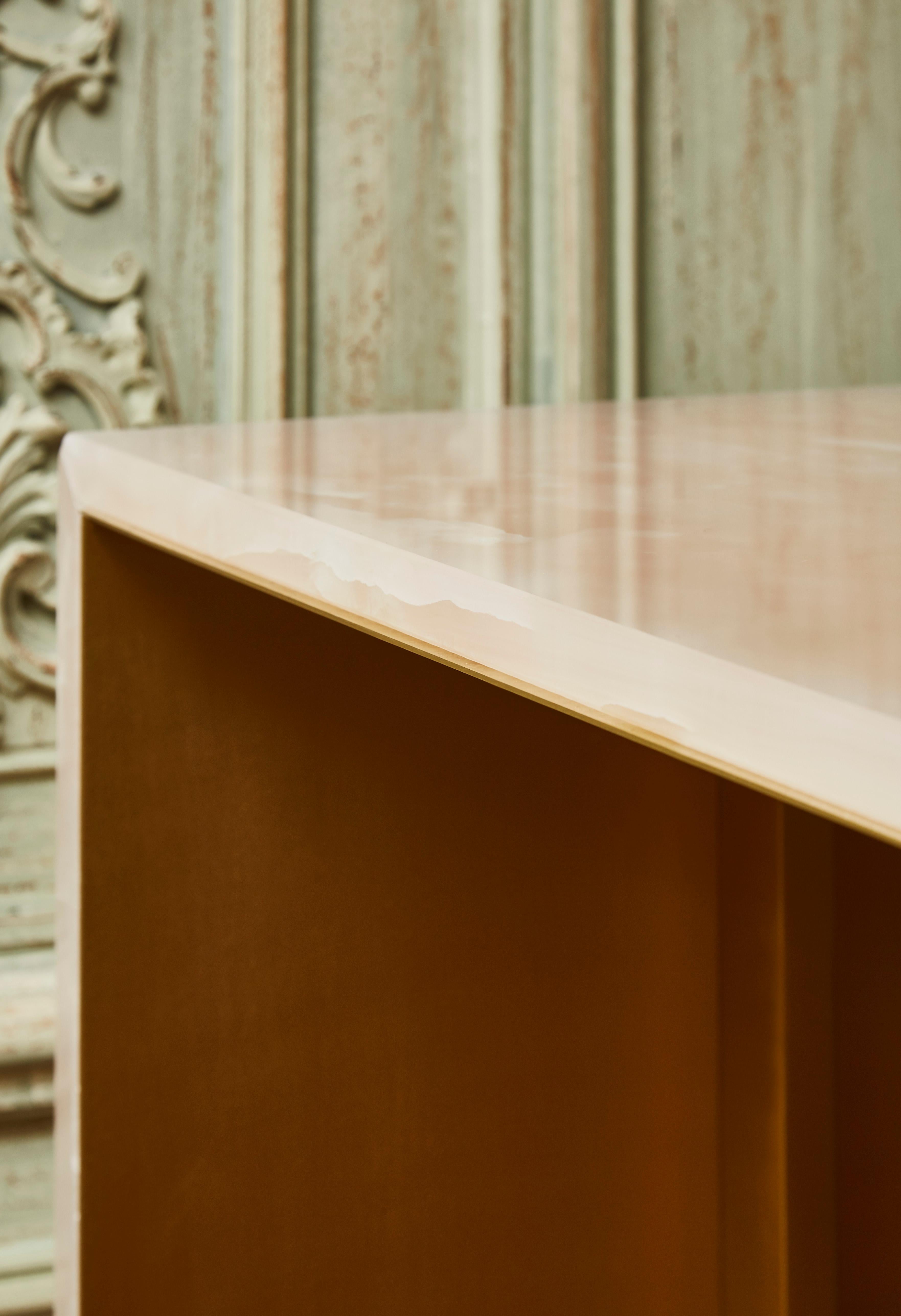 XXIe siècle et contemporain Table console en onyx rose, par Studio Glustin en vente