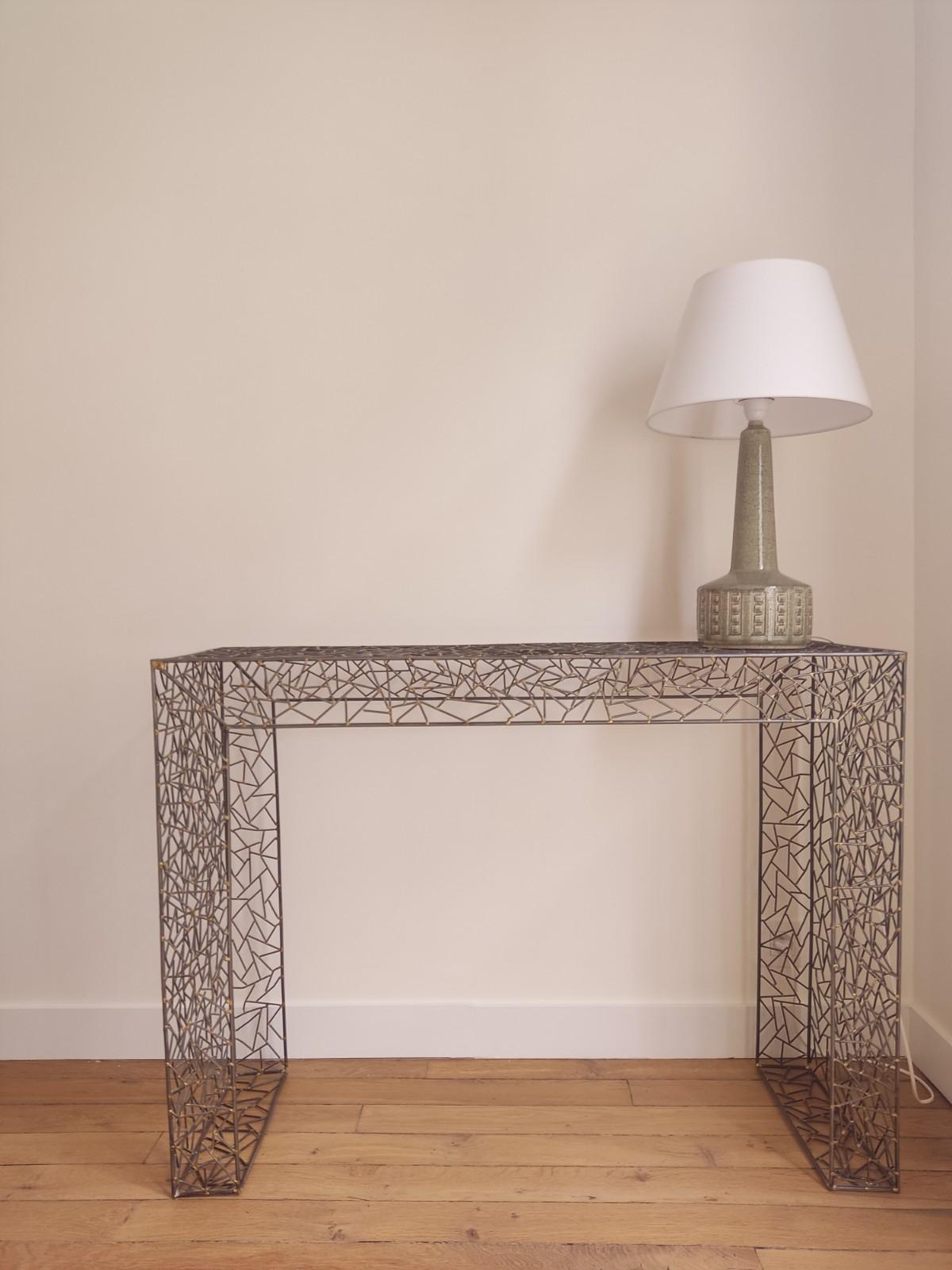 Console Table Inspired by Etorre Stossas in Welded Metal For Sale 4