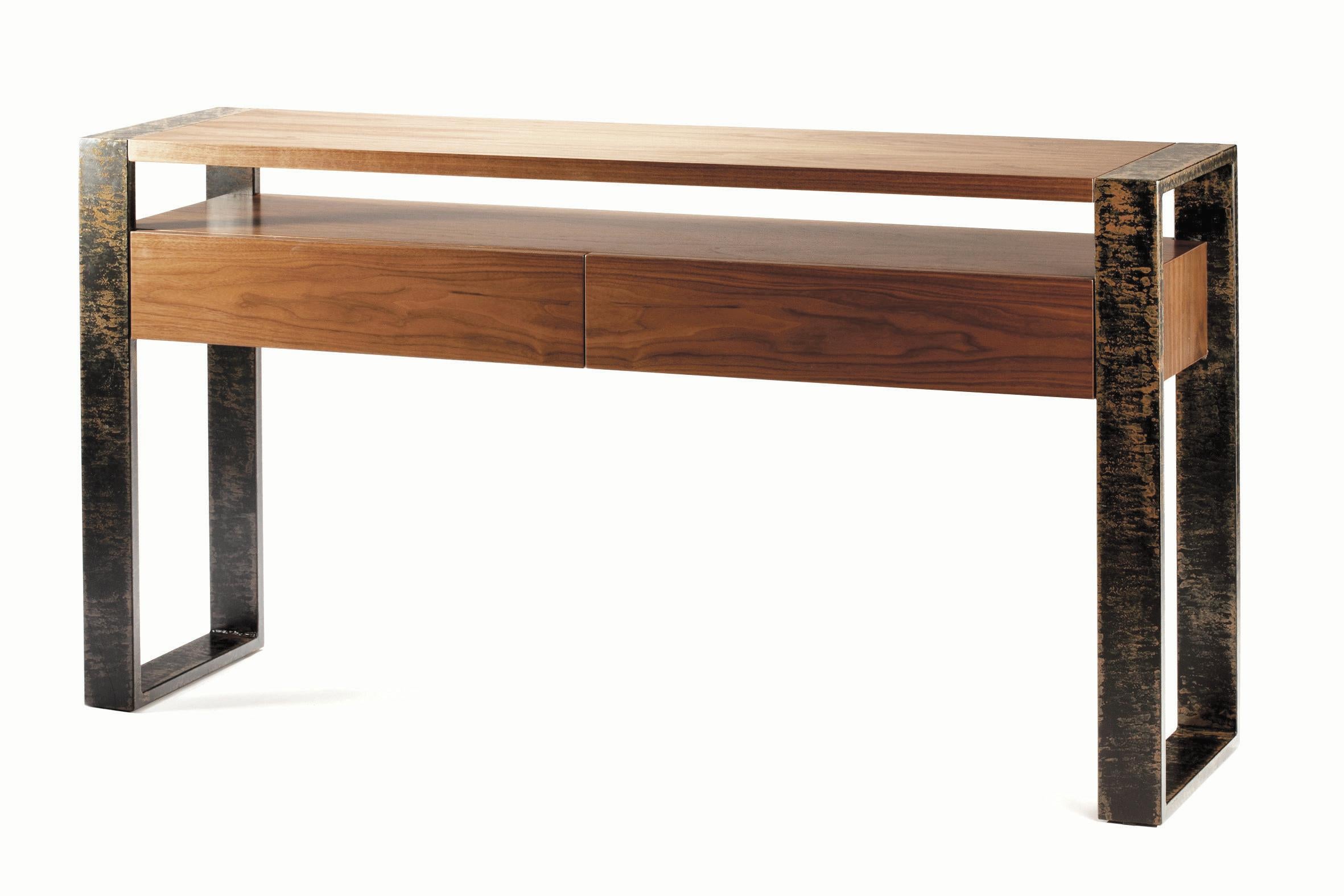 Konsolentisch aus Eisen und Holz mit Holz und Messing im Zustand „Neu“ im Angebot in Lisbon, PT