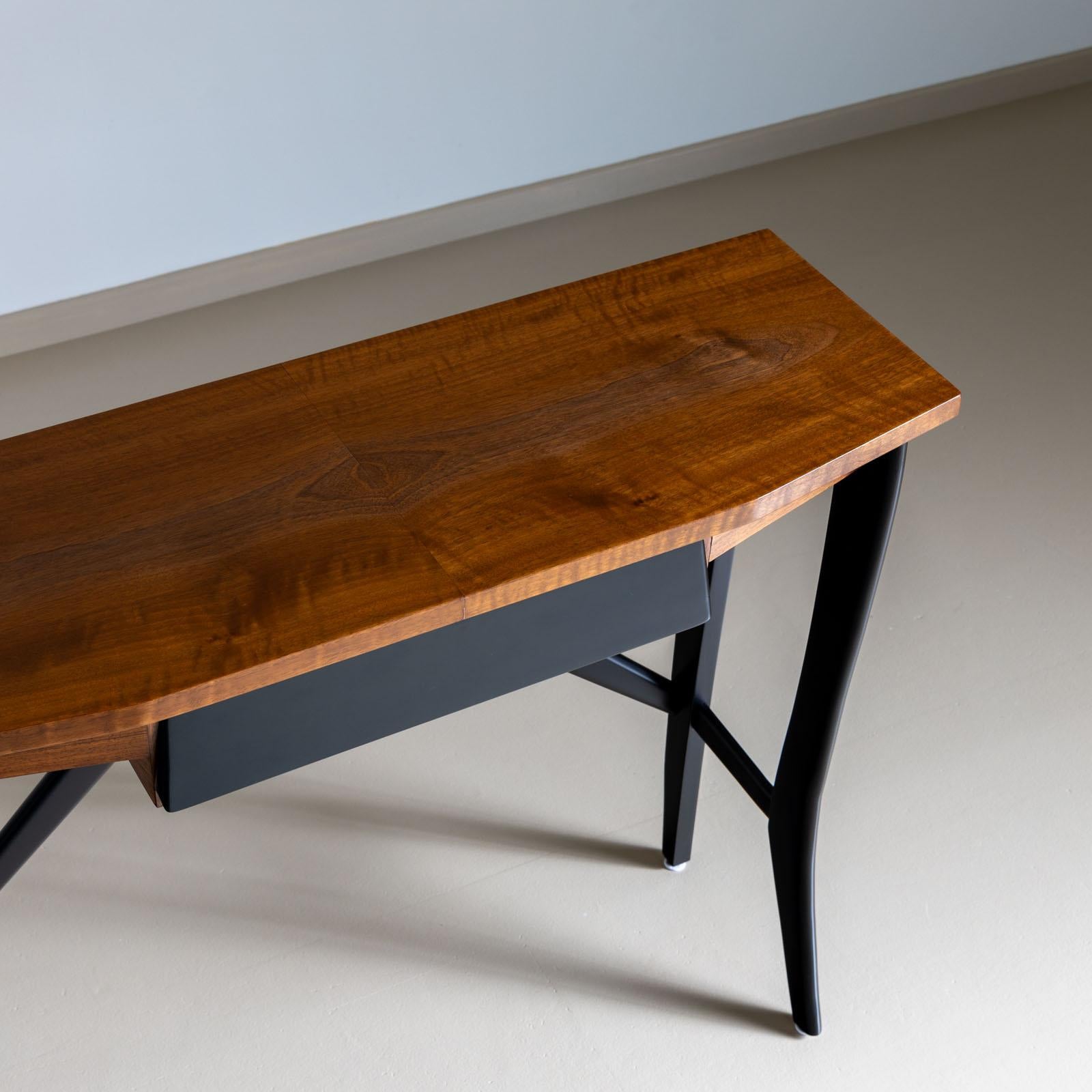 Console Table, Italy, Mid-20th Century In Good Condition For Sale In New York, NY