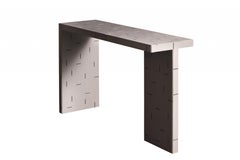 Consolle in pelle Stephane Parmentier per Giobagnara Atari Console