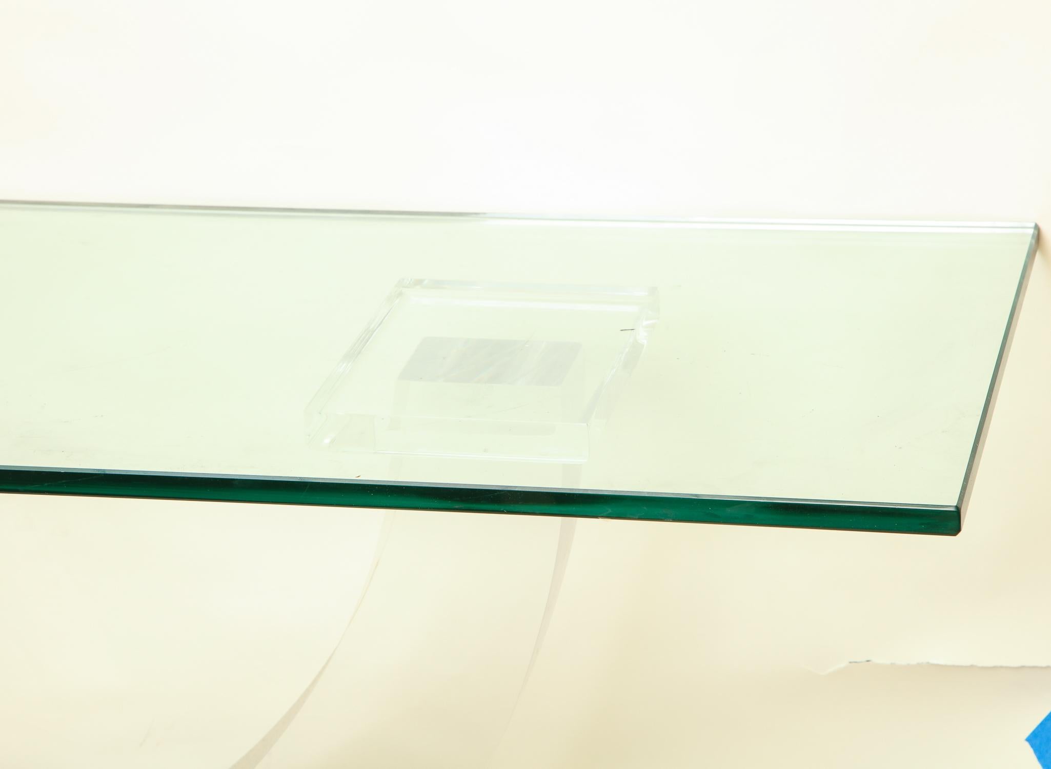 Polished Console Table Mid-Century Modern Architectural Lucite Glass and Brass, 1970s