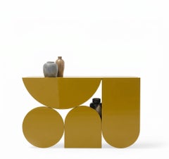 Console table Mogg Shape Console by Uto Balmoral - Gloss RAL 1027