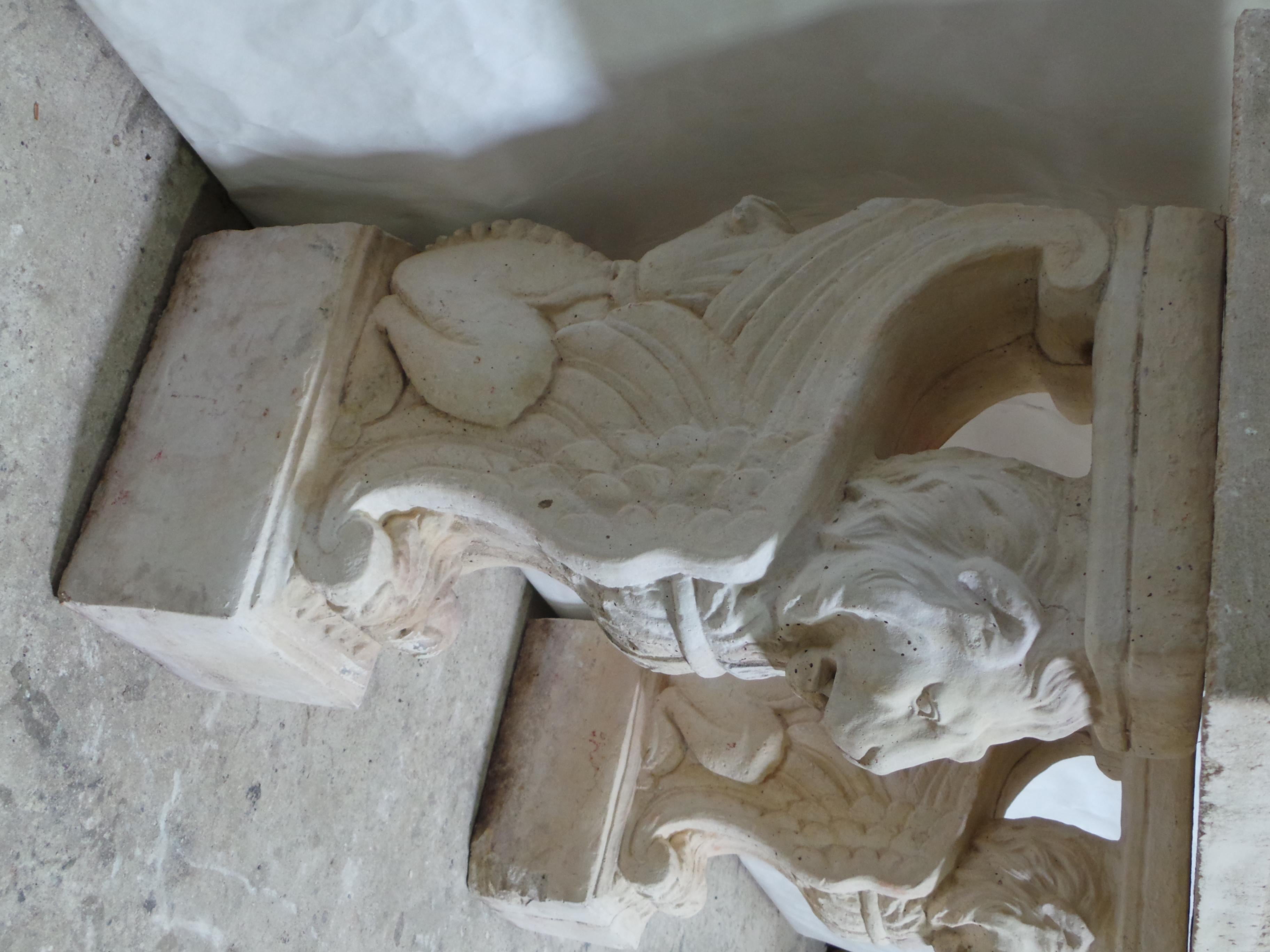 Console Table Winged Lion Base 3