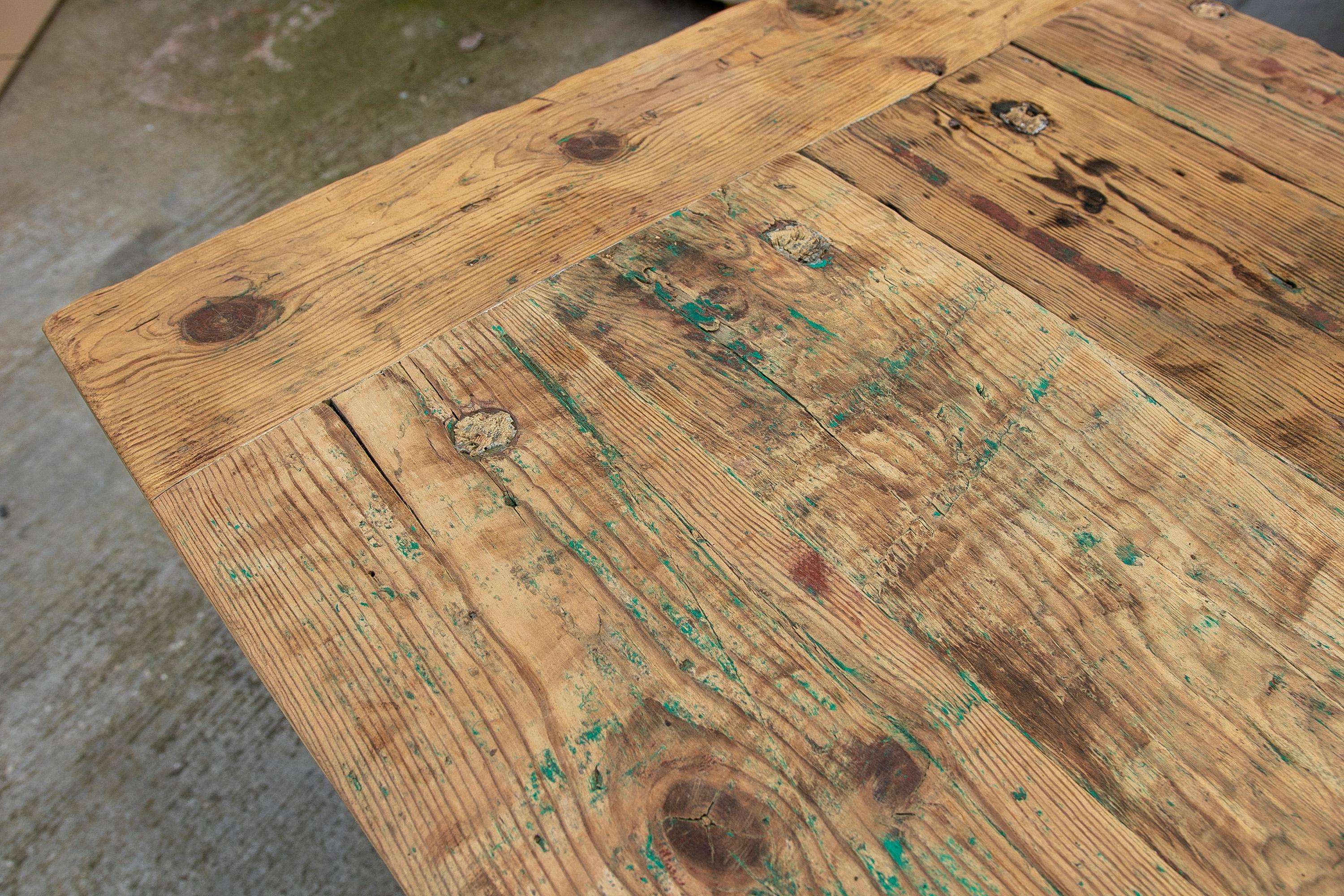 Table console avec base en fer et plateau en bois rustique en vente 13