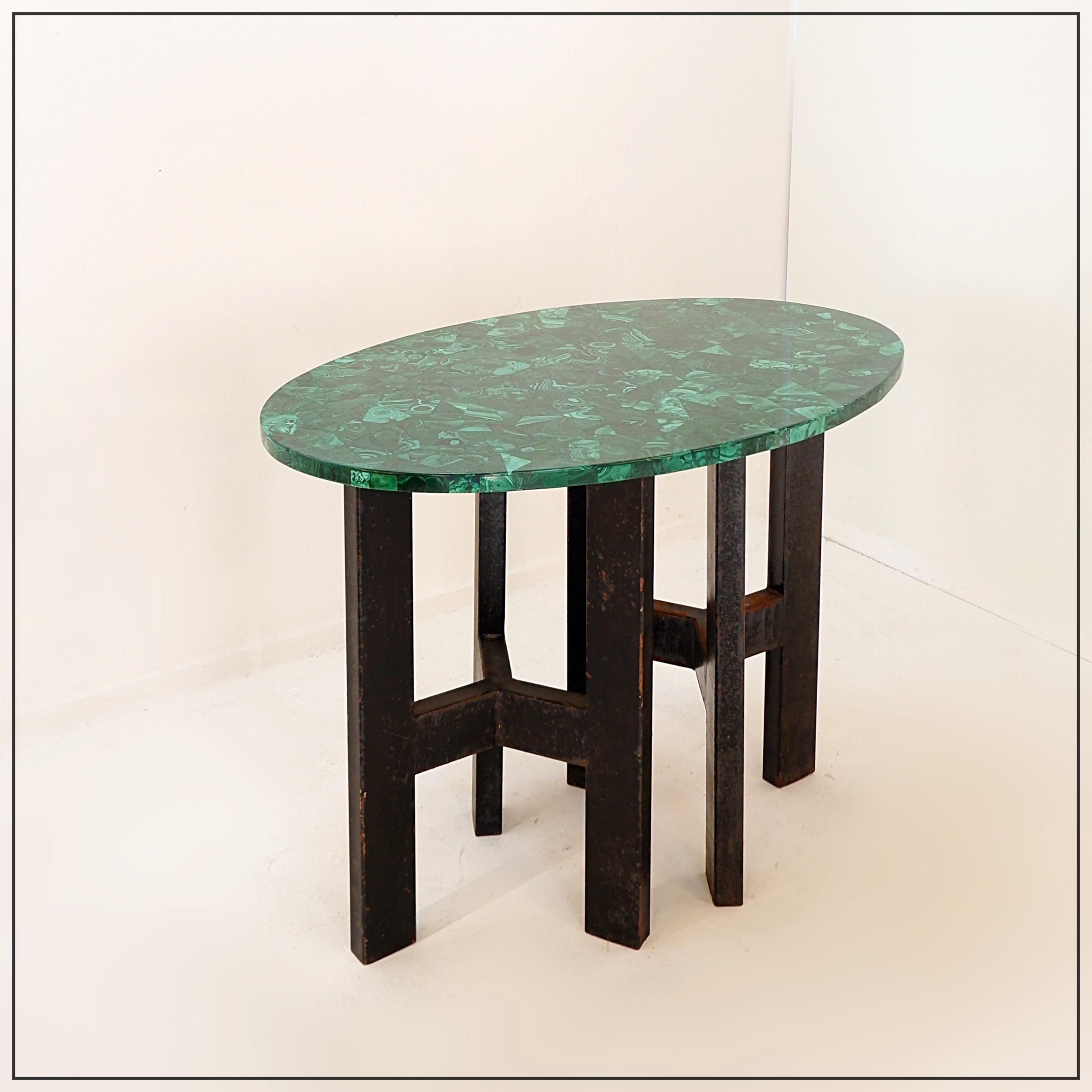 Console table with malachite top on double tripod base in black metal For Sale 6