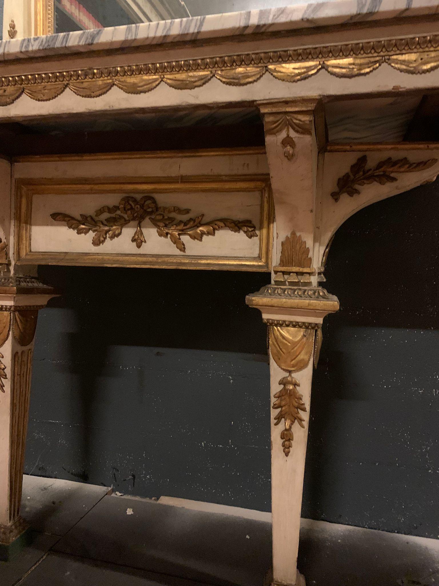 Mesa consola con espejo de estilo neoclásico, lacada y dorada, italia en Bueno estado para la venta en Cuneo, Italy (CN)