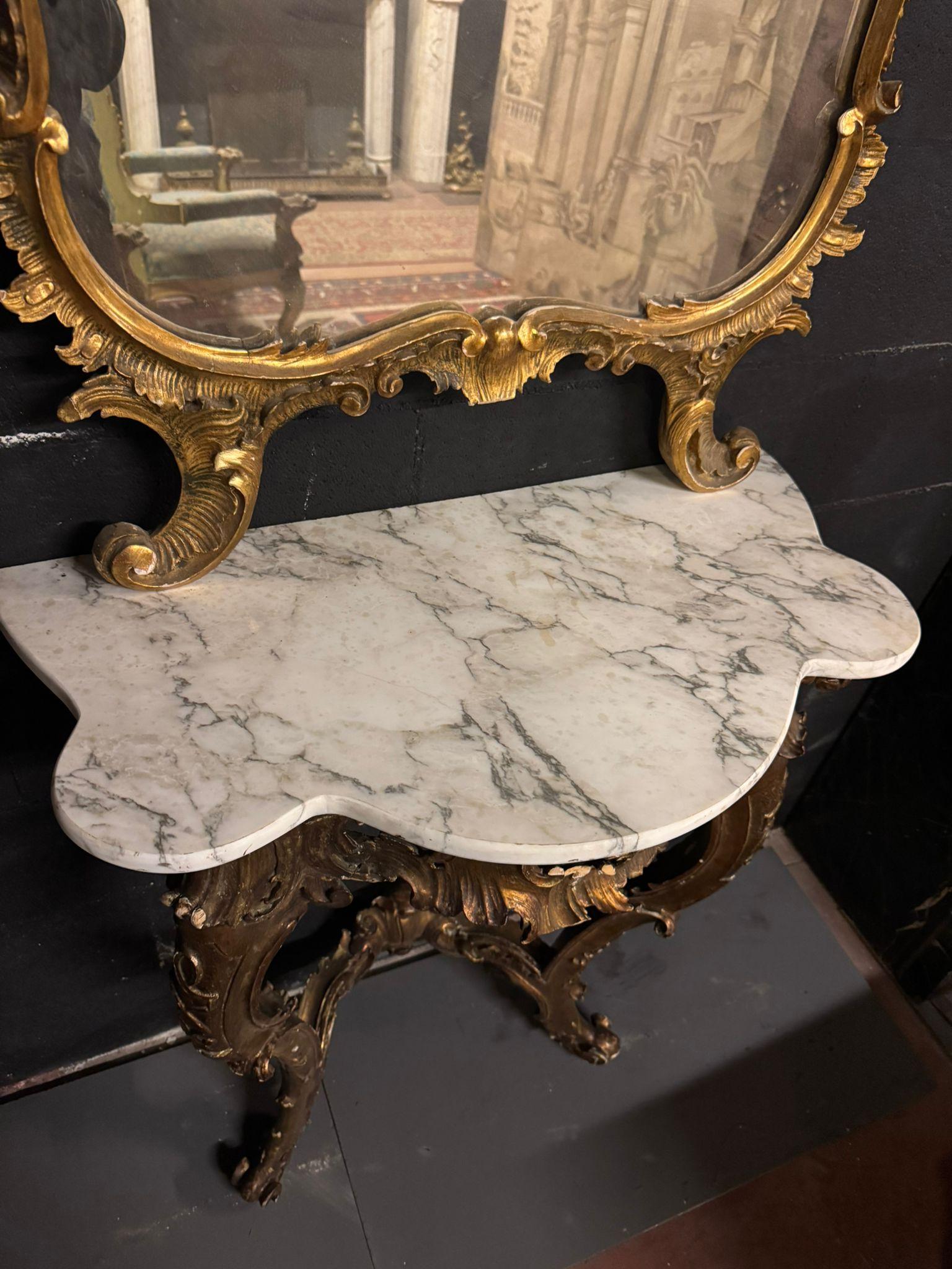 Console with mirror in carved and gilded wood and base table, Italy For Sale 3