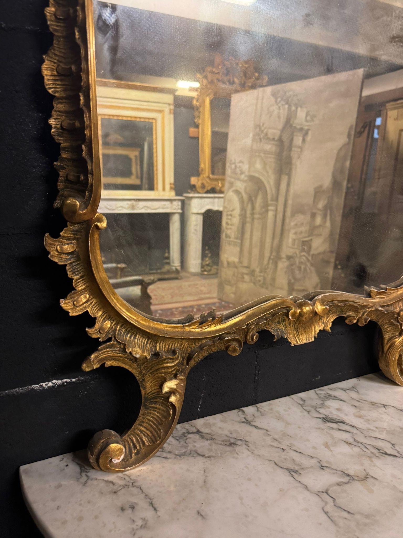 Console with mirror in carved and gilded wood and base table, Italy For Sale 4