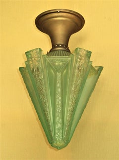 Consolidated Glass Co. 2 Piece Moderinizer in Rare Green