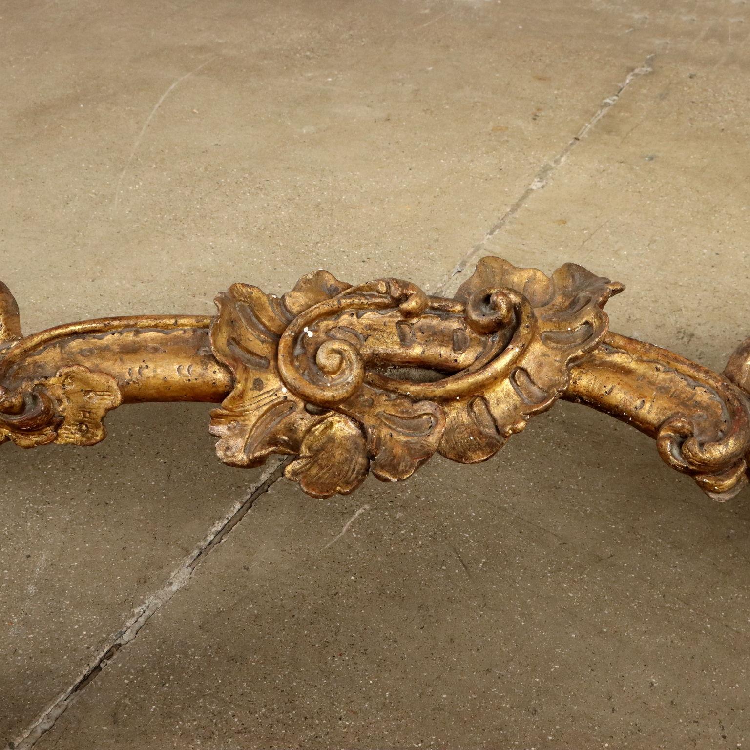 Carved and Gilded Wood Baroque Console Table Florence Mid 18th Century For Sale 3