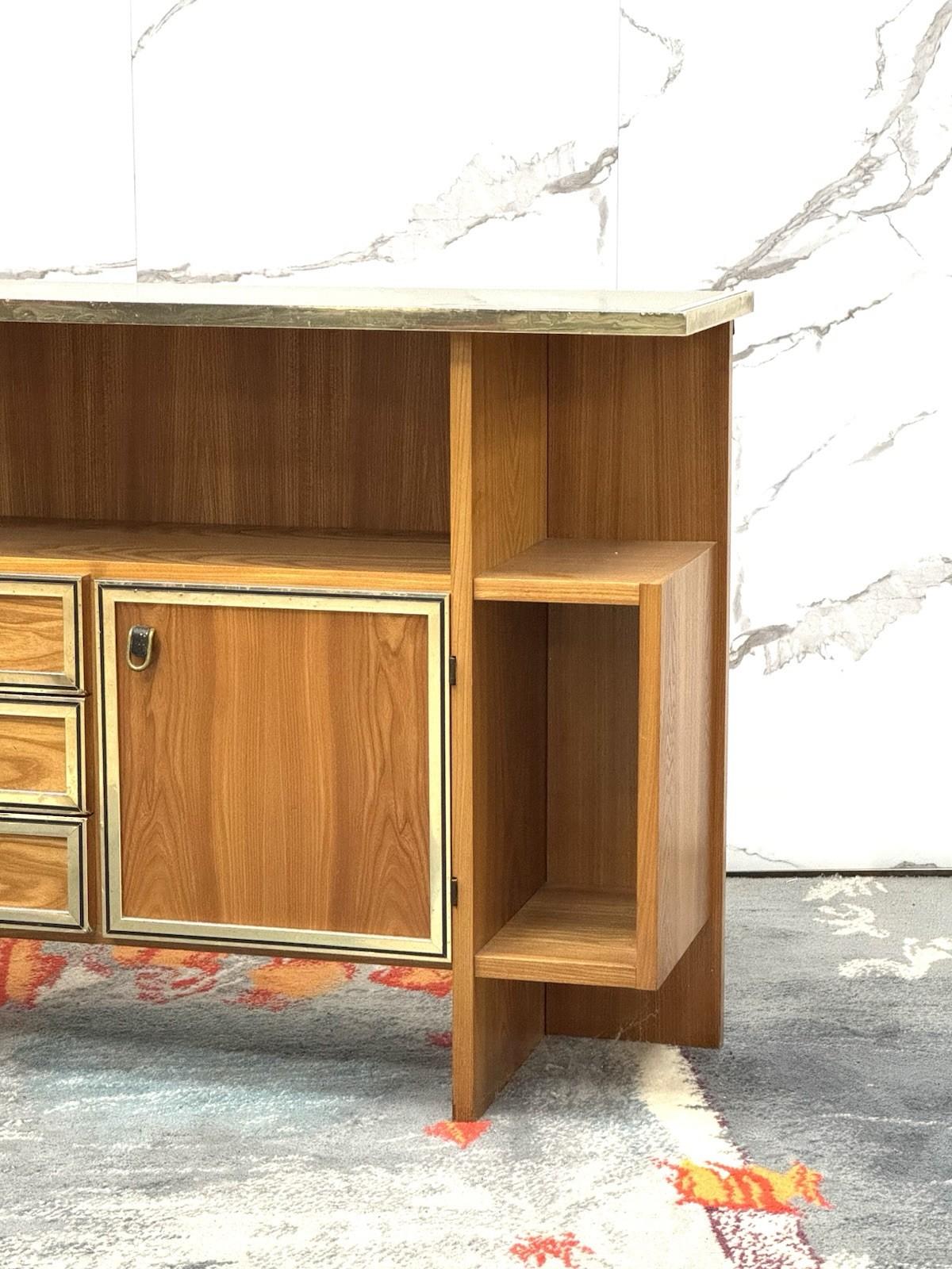 Late 20th Century Consolle Design Scandinavo Geometrico Anni ‘70 In Legno Modernariato in vendita