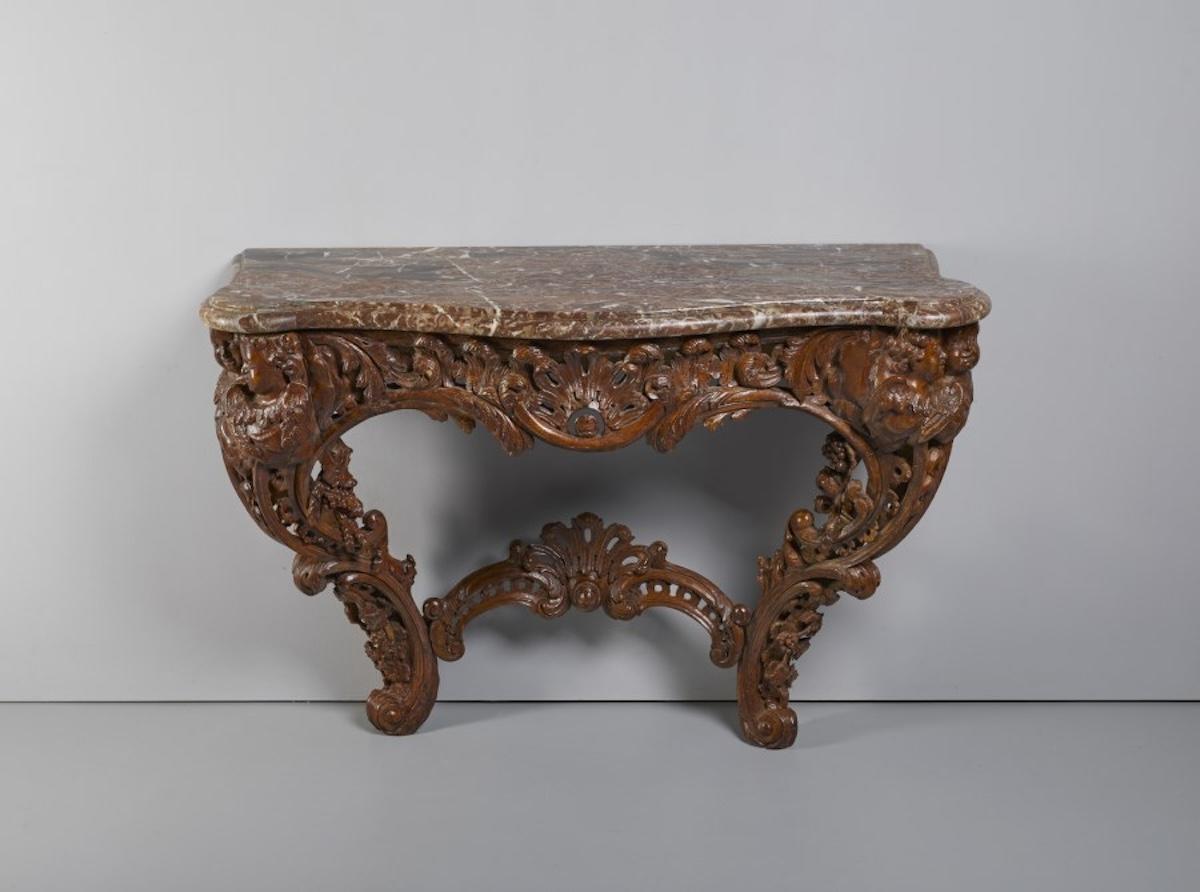 Carved French console table Louis XV period in Natural Oak Wood Marble top For Sale