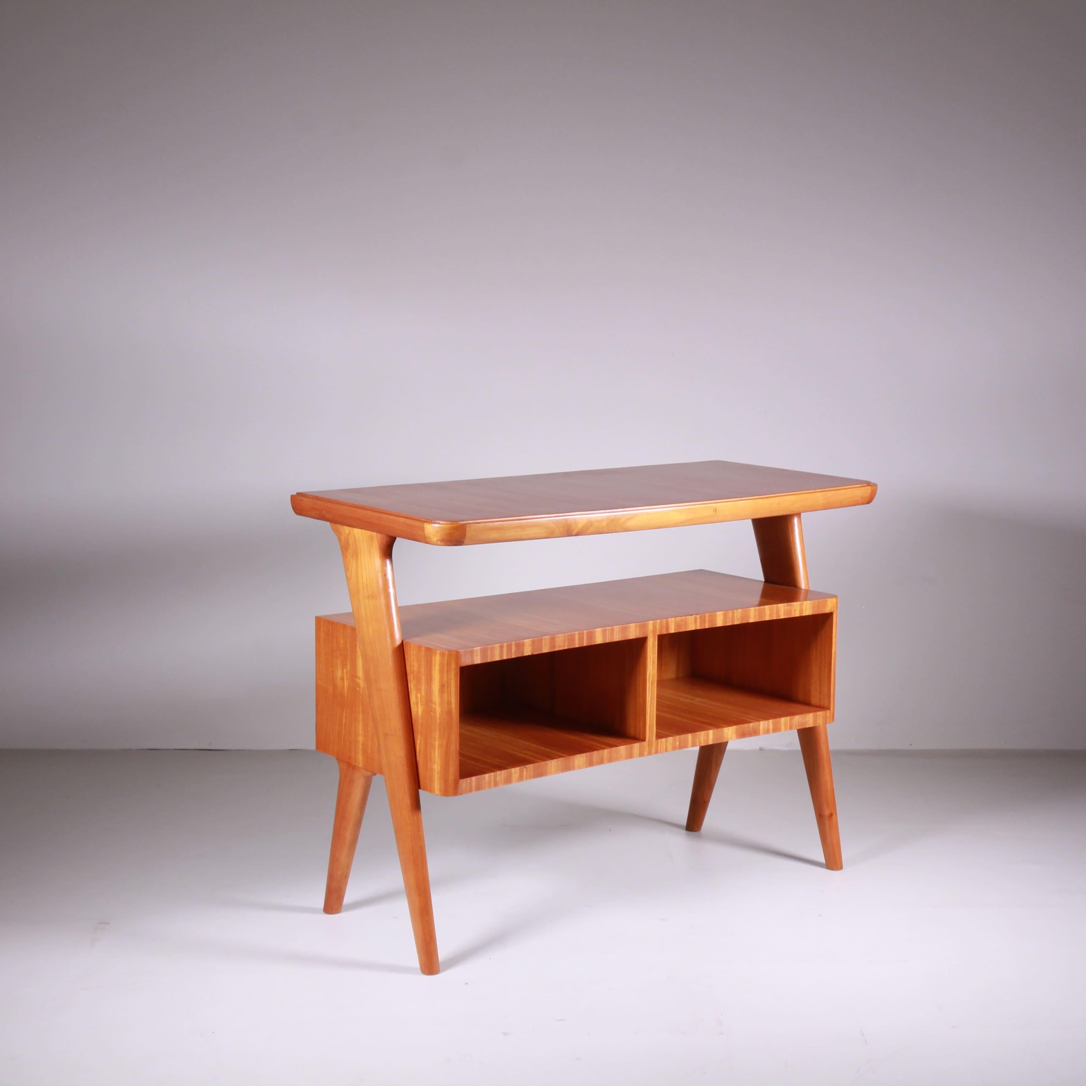 Wooden console table with storage 1960 In Good Condition For Sale In Milano, Lombardia
