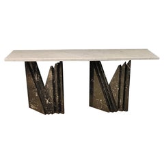 Mesa consola de mármol, bases negras Marquinia y tapa blanca Carrara, Italia años 80