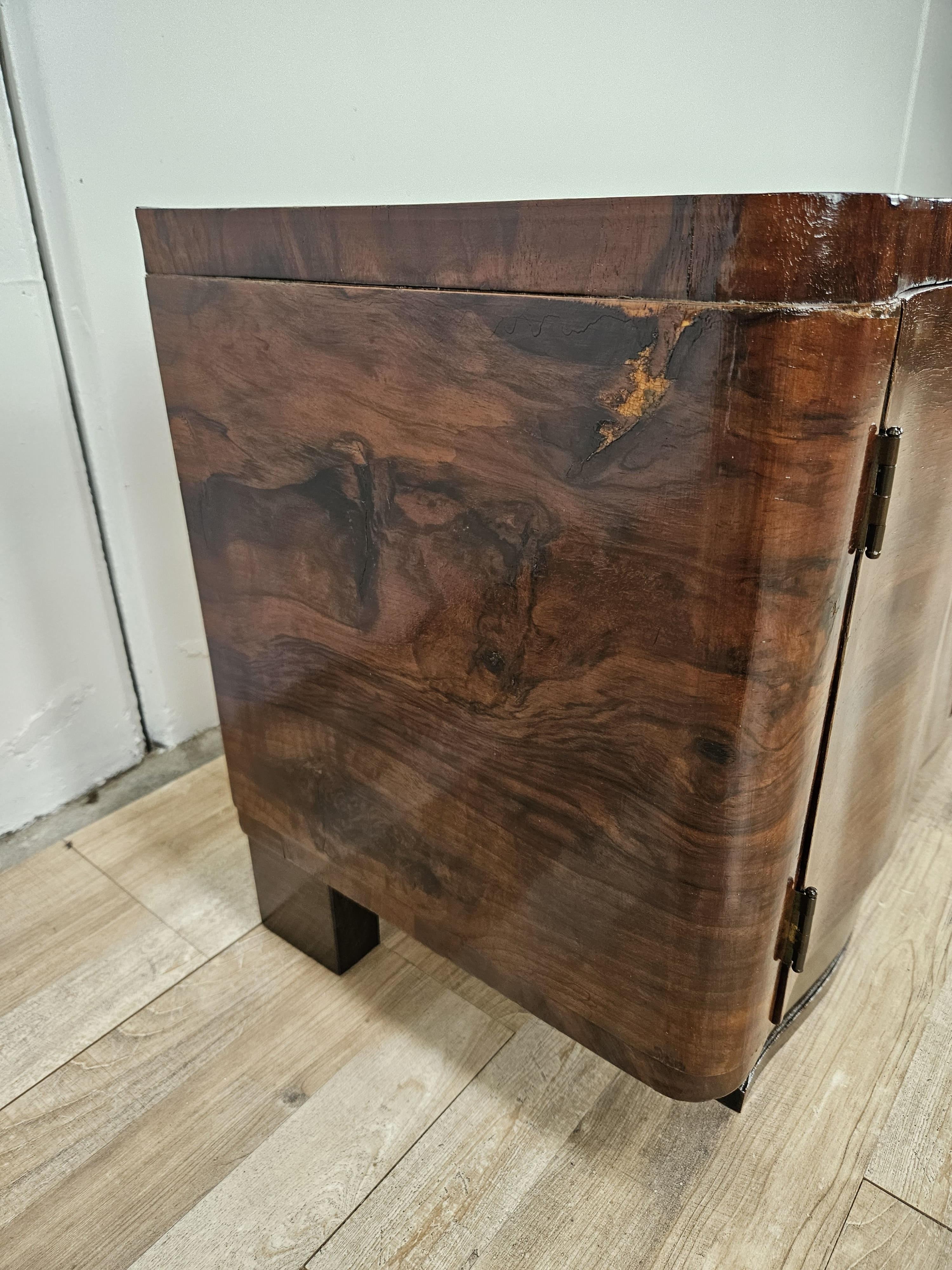 Italian Art Deco mahogany burl console table with drawers 20th century For Sale
