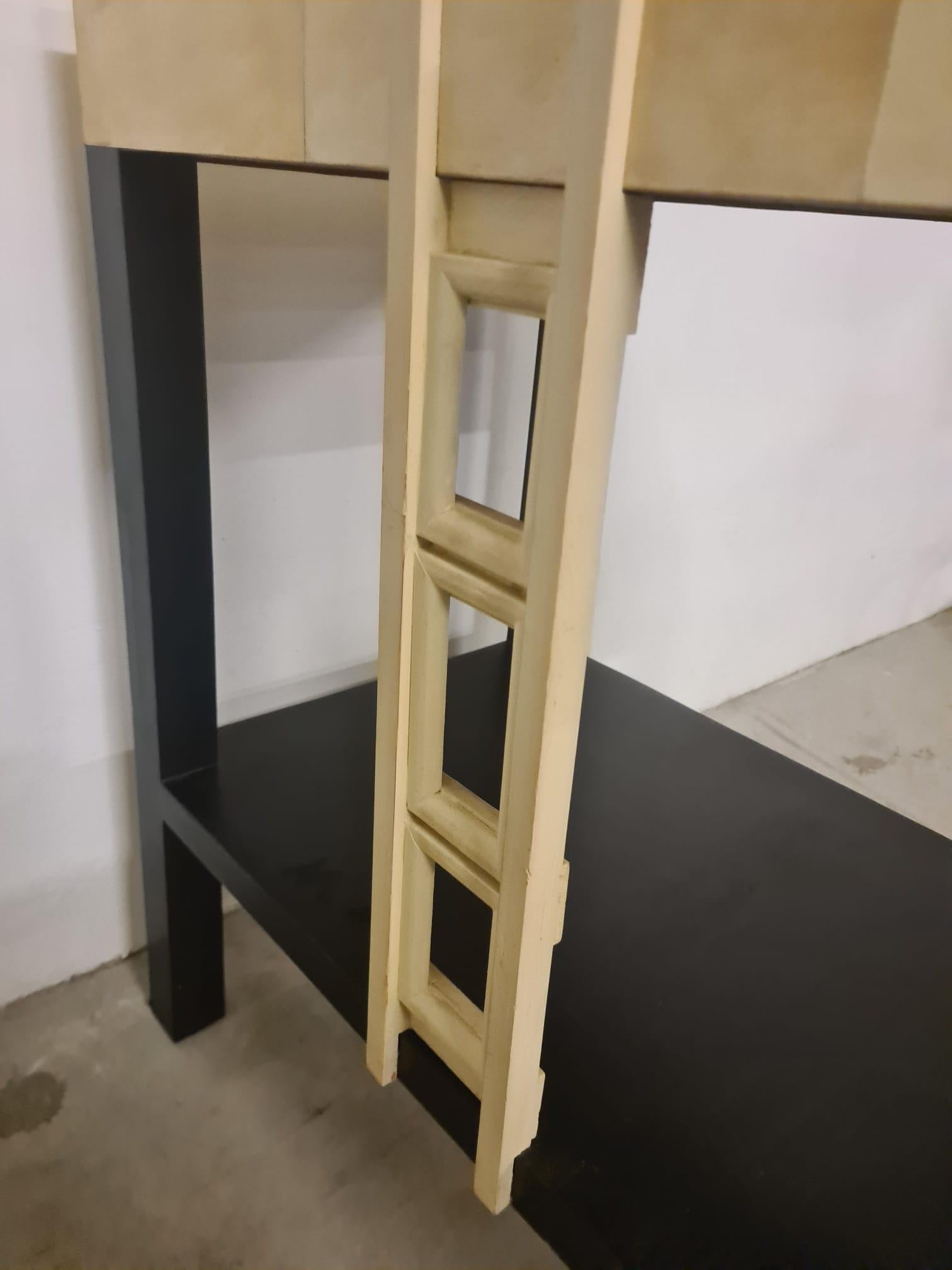 Late 20th Century 90' lacquered console table For Sale