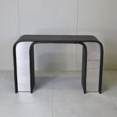 Console table postmodern Italian manufacture 1980s.