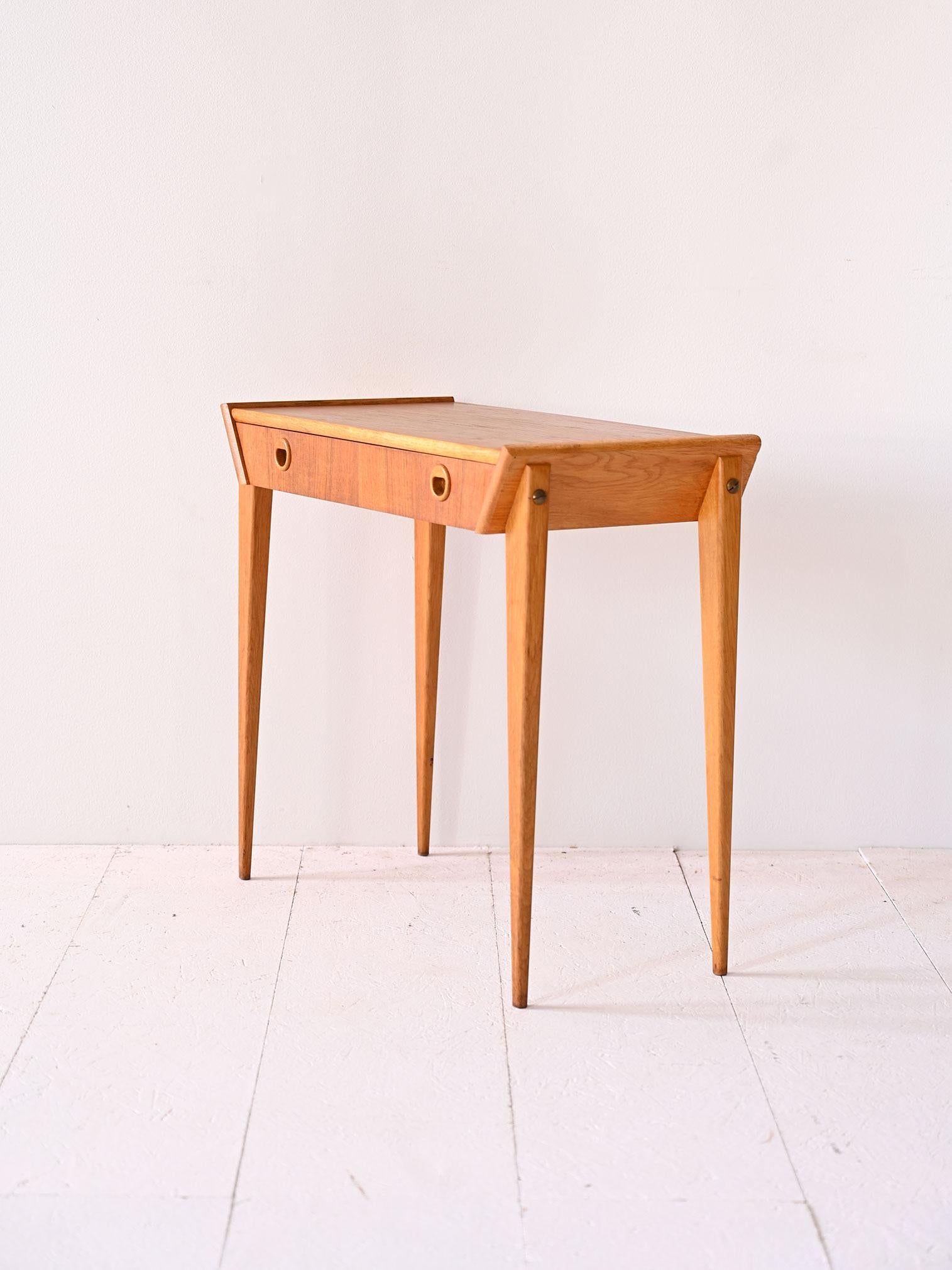 Scandinavian Consolle vintage da ingresso