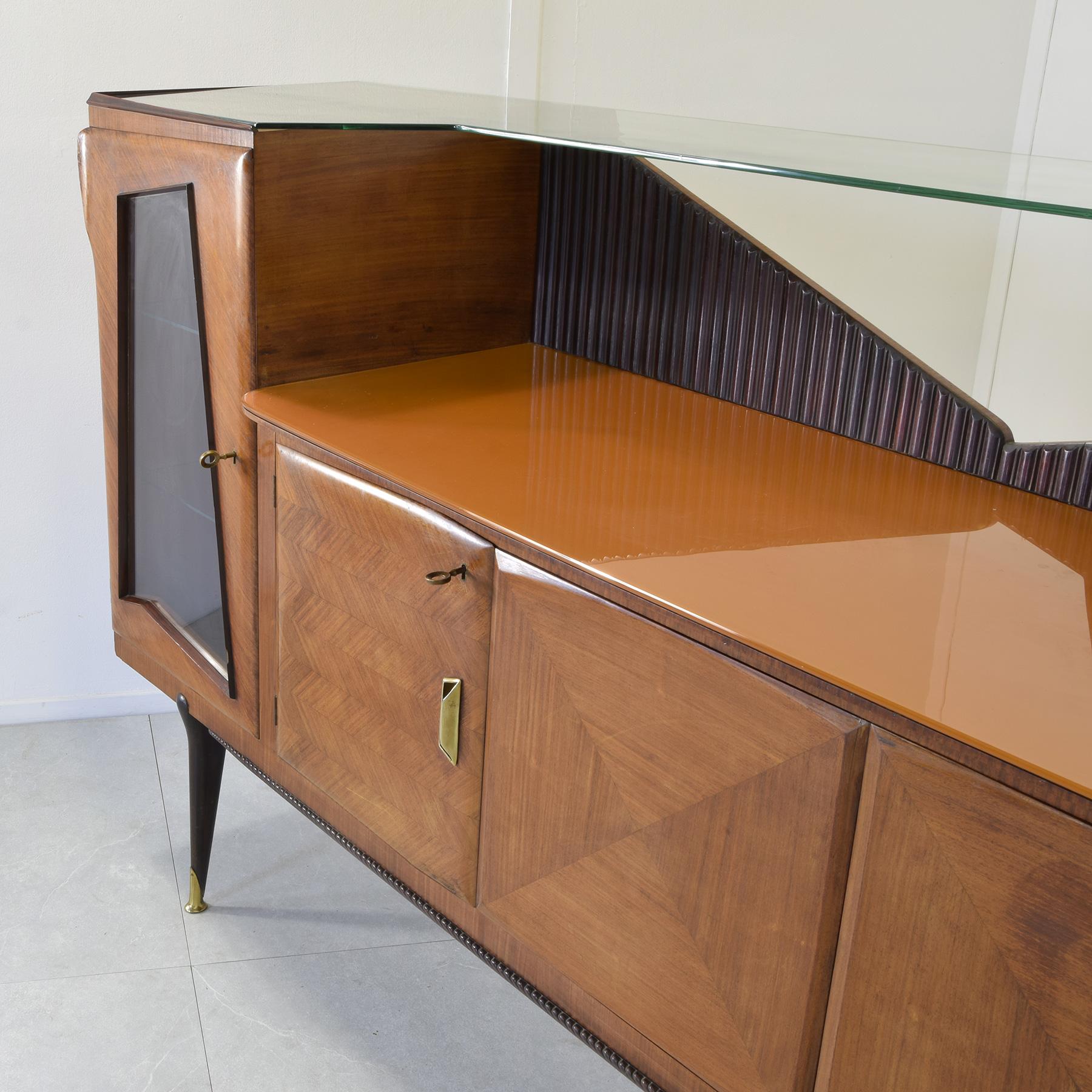 Verre Consorzio Esposizione Mobili Cantù Buffet 1960s en vente