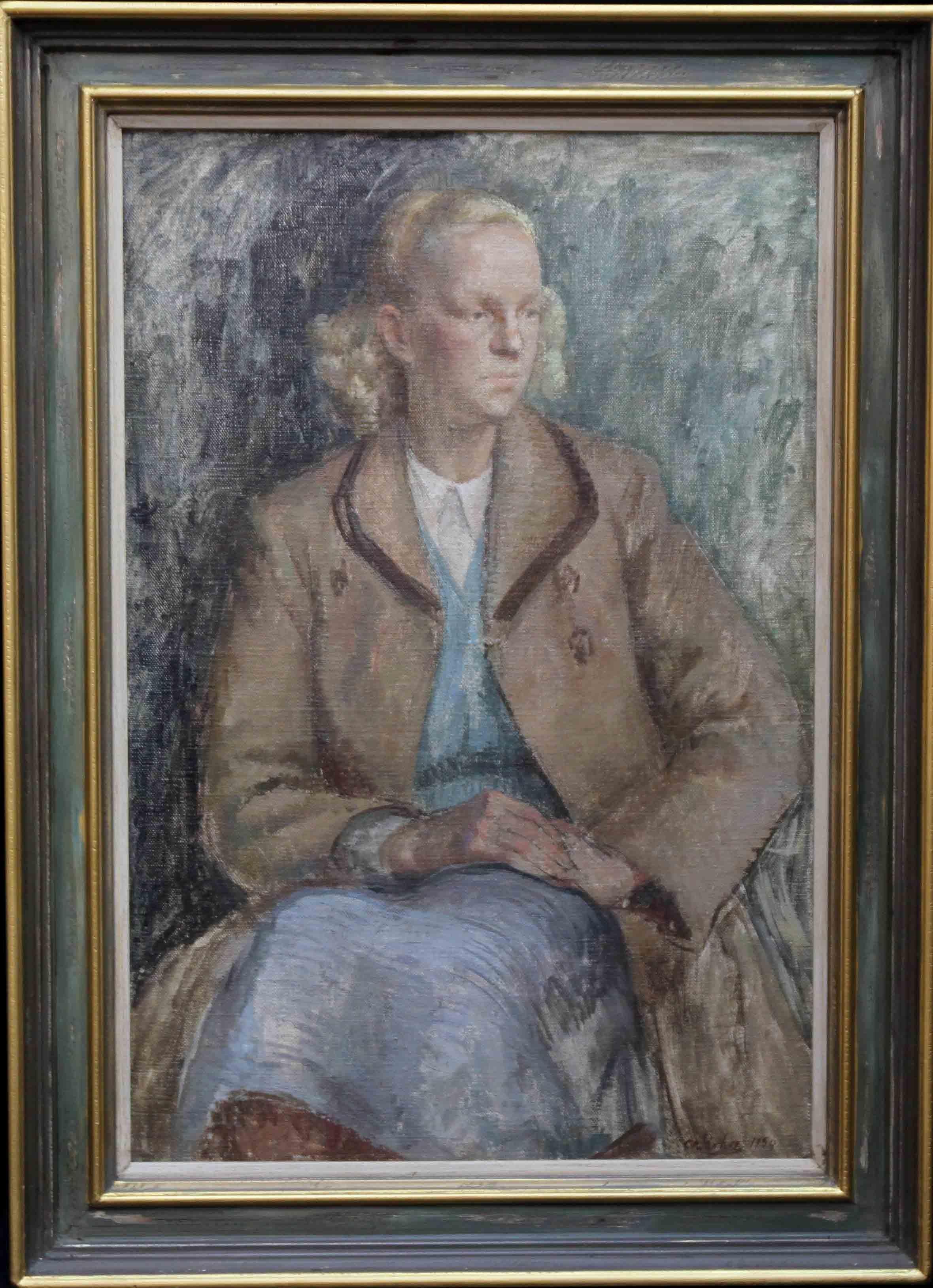 Ritratto di una signora  - Quadro ad olio post impressionista britannico degli anni 50, donna bionda - Figurative Painting Grigio di Constance Anne Parker