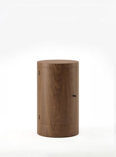 Constant Nachttisch aus Nussbaumholz von Master Studio für Lemon