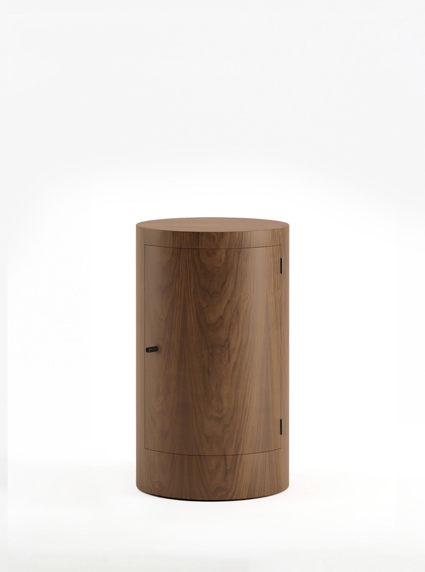 Mesilla de noche Constant Mueble individual derecho en nogal by Lemon Sudafricano en venta