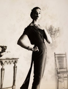 Frau im Kleid, 1940er-Jahre