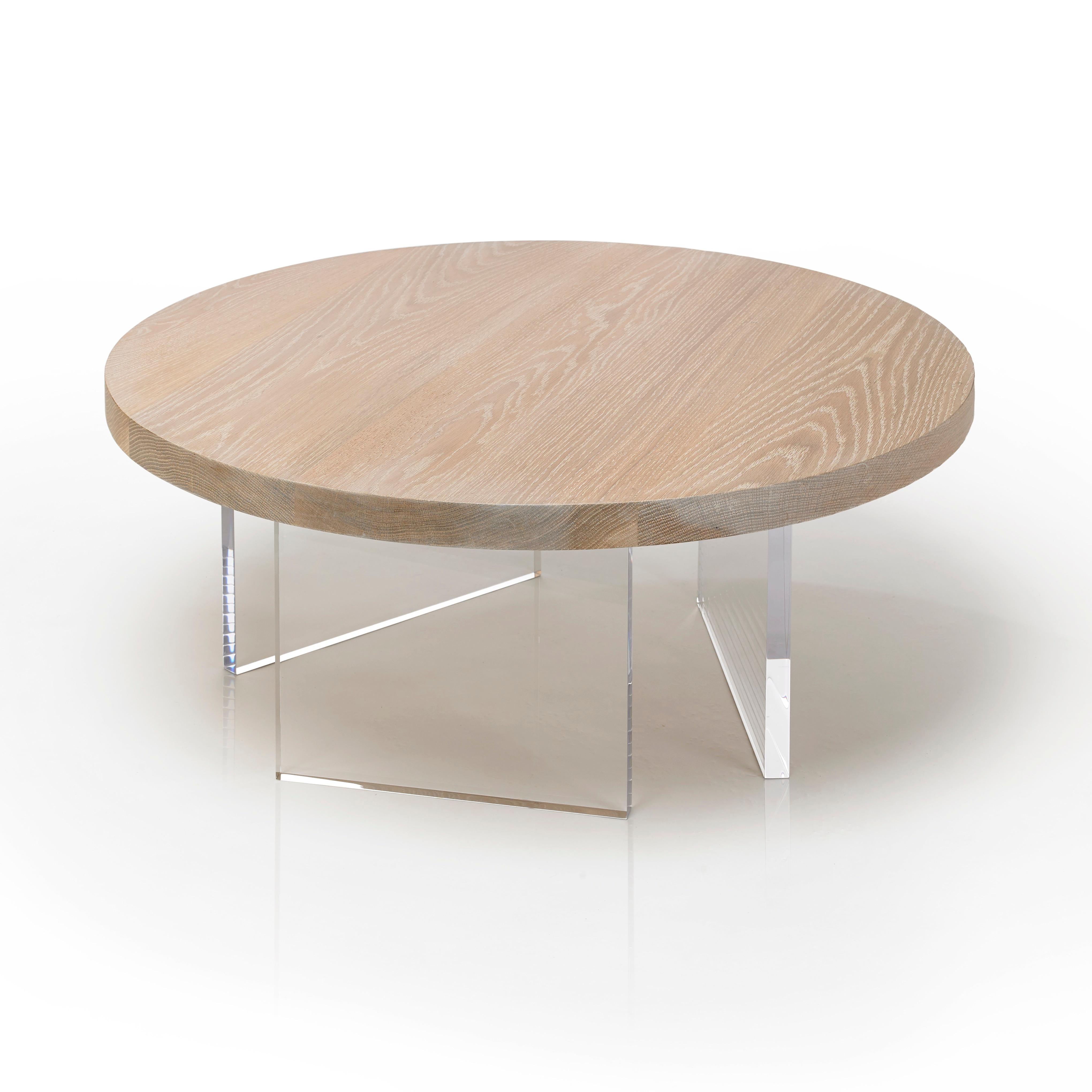 Moderne Table basse ronde en bois de frêne Constantinople avec acrylique par Autonomous Furniture en vente