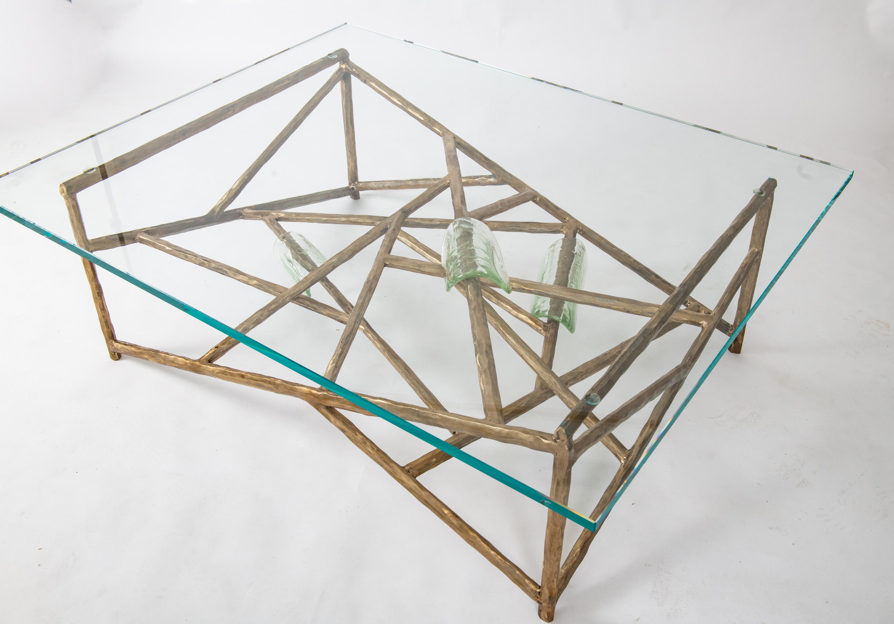 Gregory Nangle
Constraint table, 2021
Cast bronze and glass
Measures: 17 x 50 x 40 in.
