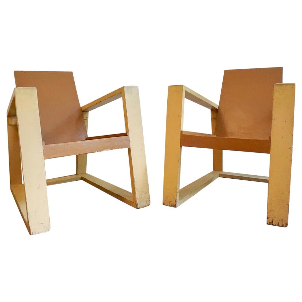Constructivist Bauhaus Style Hungarian Set of 2 Armchairs and Table, 1920s For Sale