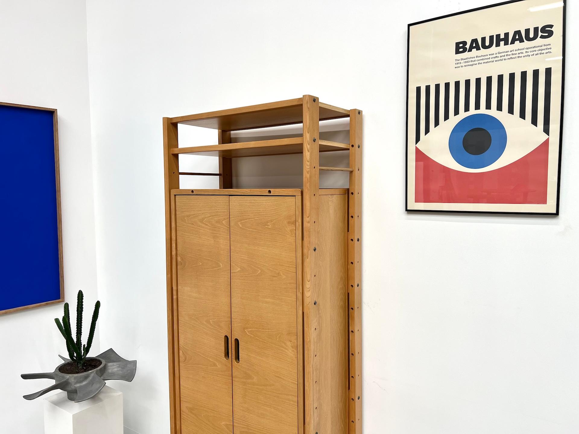 Constructivist cabinet DLG André Sornay 1980 In Good Condition For Sale In LYON, FR