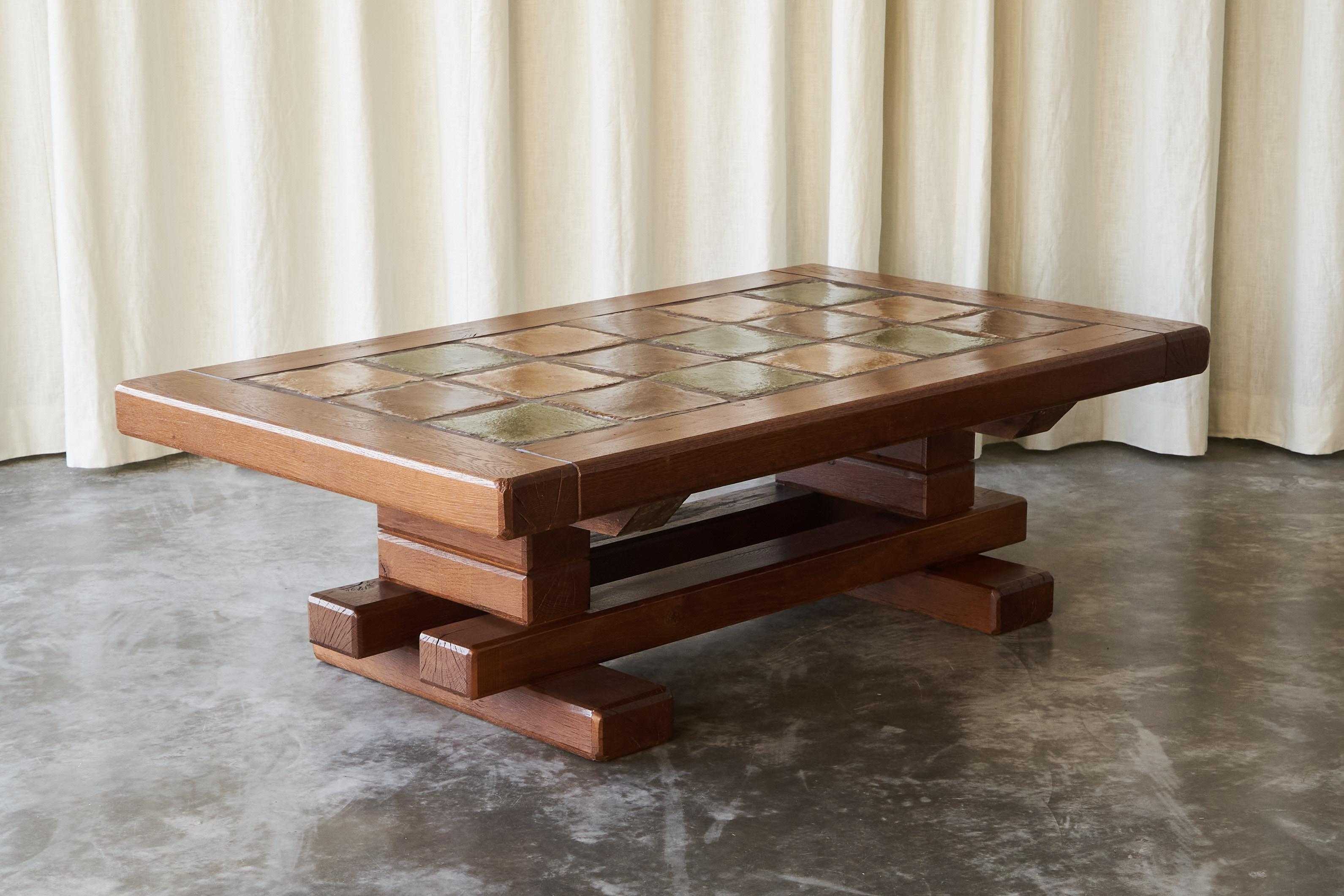 Mid-Century Modern Constructivist Coffee Table in Solid Oak and Ceramic 1960s For Sale