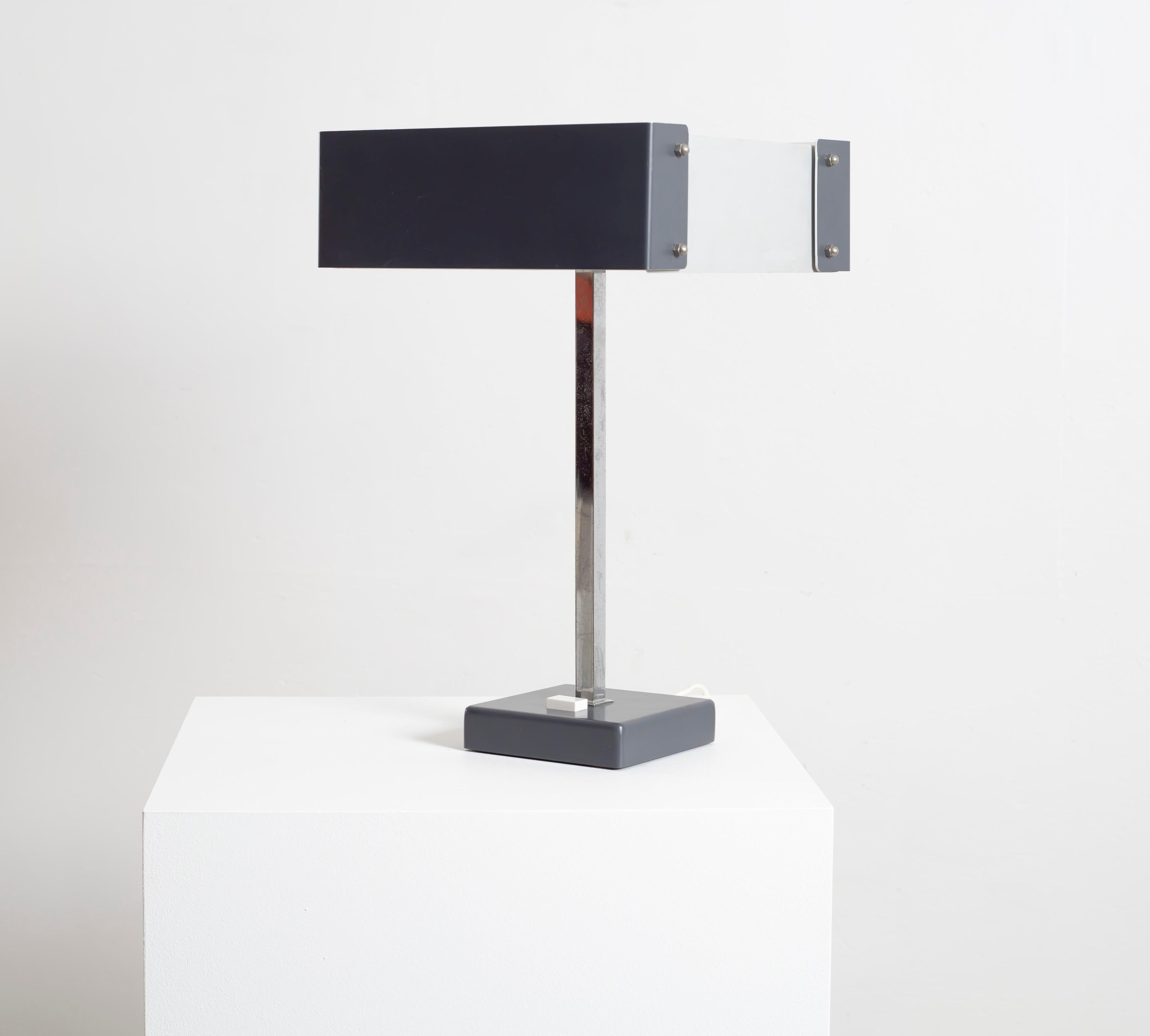 Constructivist Table Lamp by Gudmund Elvestad for Sønnico, Norway, 1969 In Excellent Condition For Sale In Oslo, NO