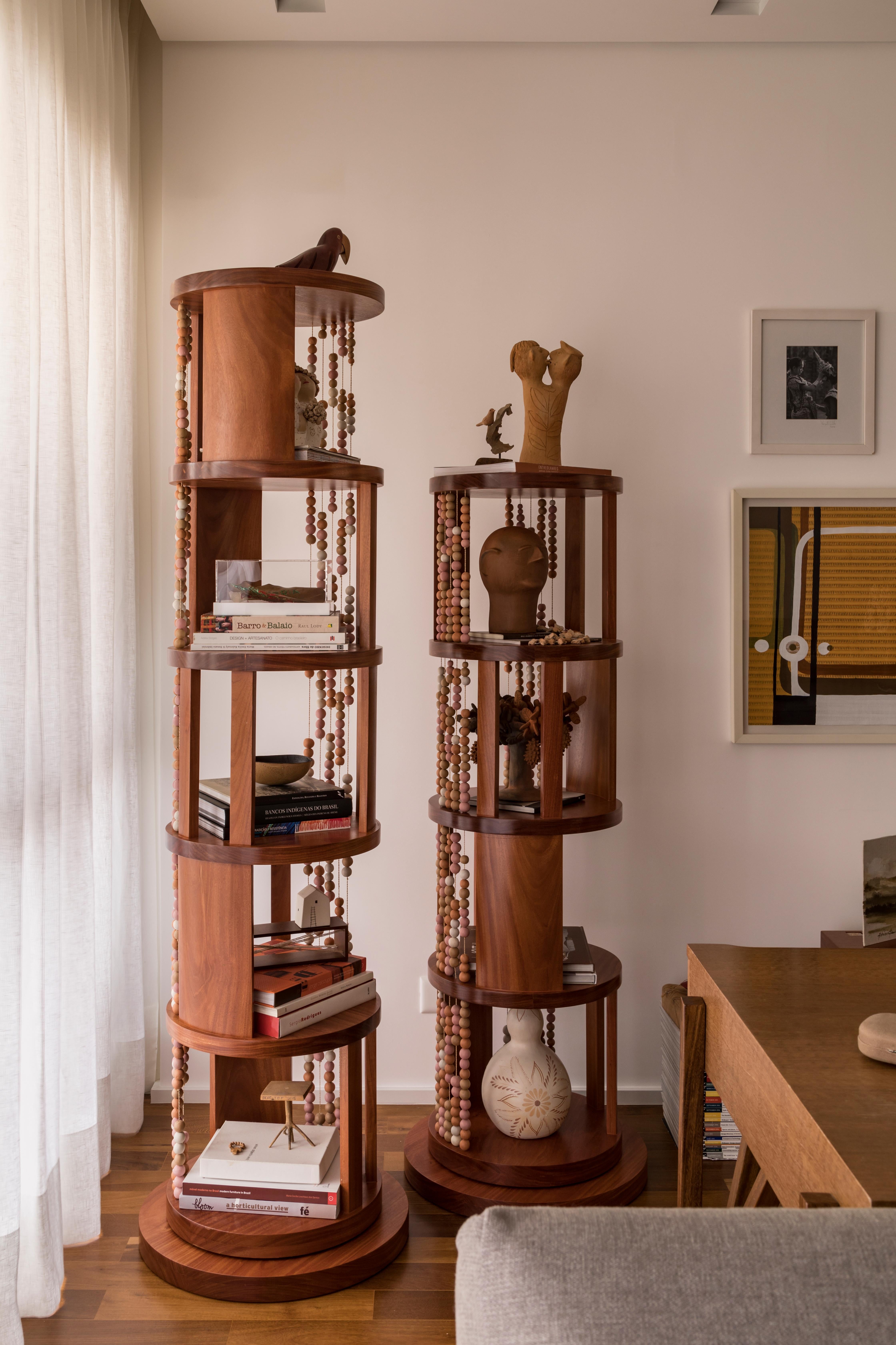 Contemporary Contas Round Swivel Bookcase in Cabreuva wood - With artisans from Brazil