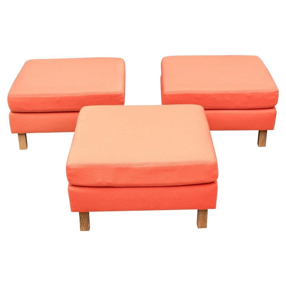 Contempo Concepts Ensemble de poufs trois pièces Modern Mid Century pour la restauration en vente