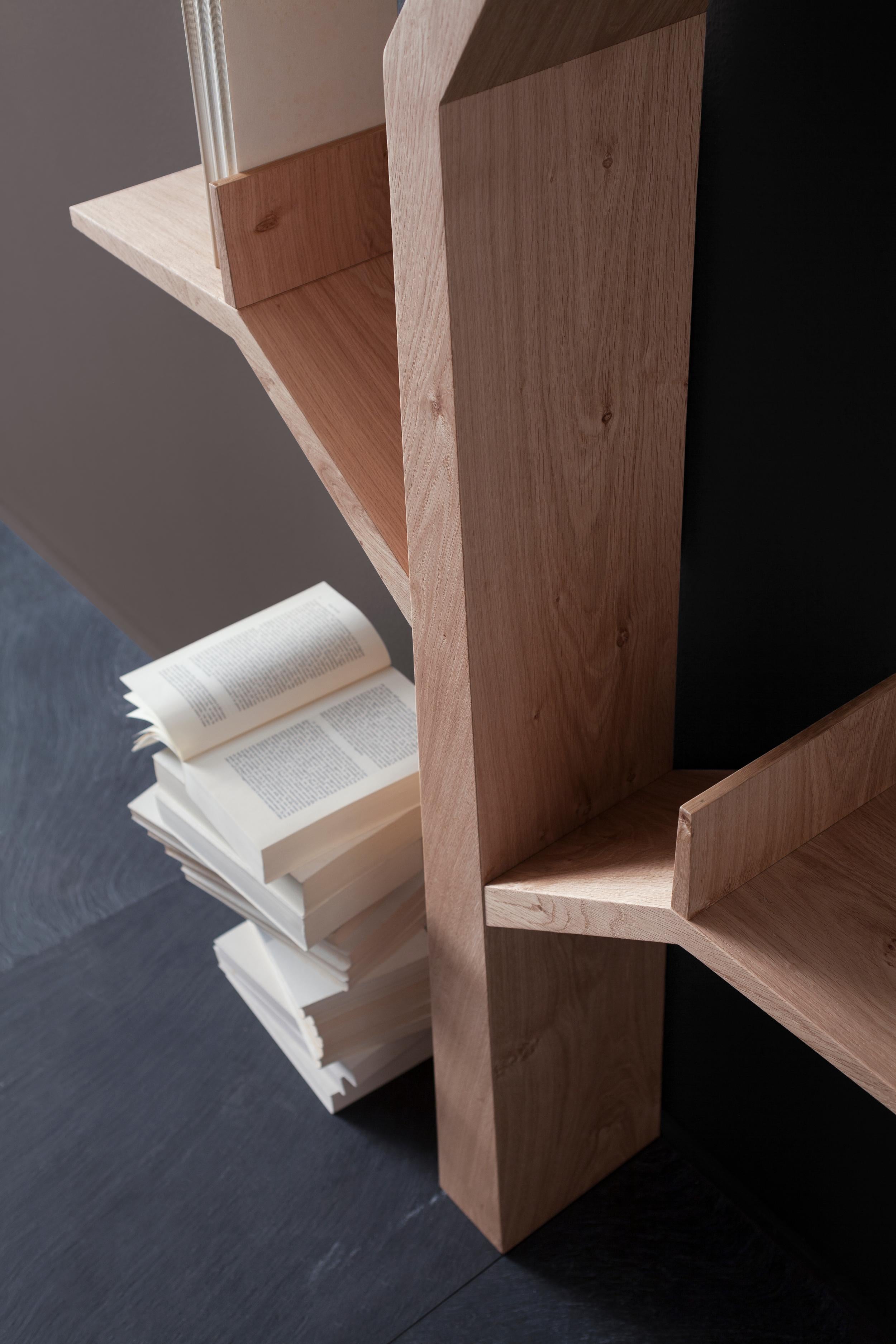 Moderne Bibliothèque en bois Contempoary de Kostas Syrtariotis en vente