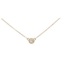 Contemporary 0.20 Carat Diamond Solitaire Pendant Necklace in 14k Yellow Gold