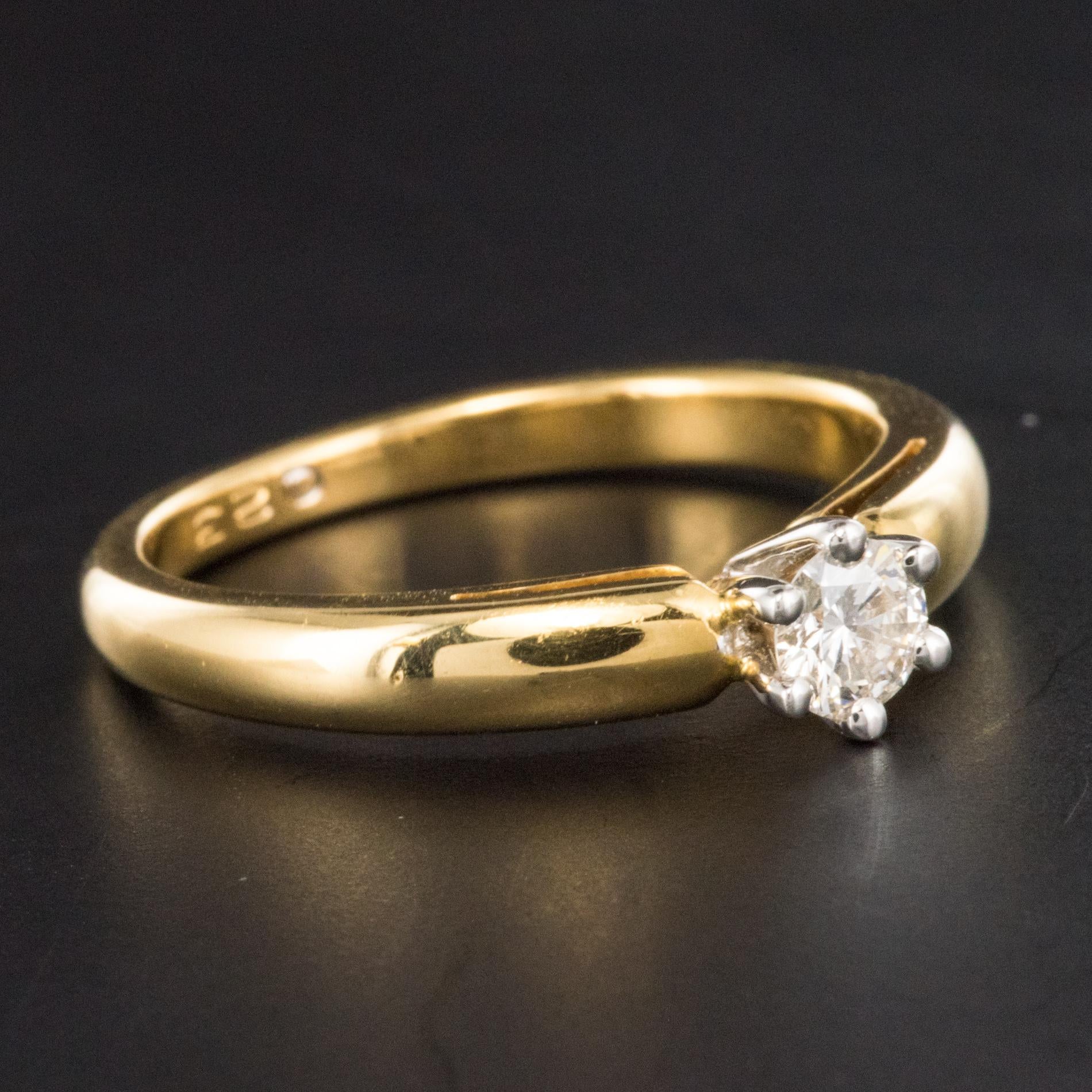 Contemporary 0.26 Carat Diamond Yellow Gold Solitaire Ring In Excellent Condition In Poitiers, FR