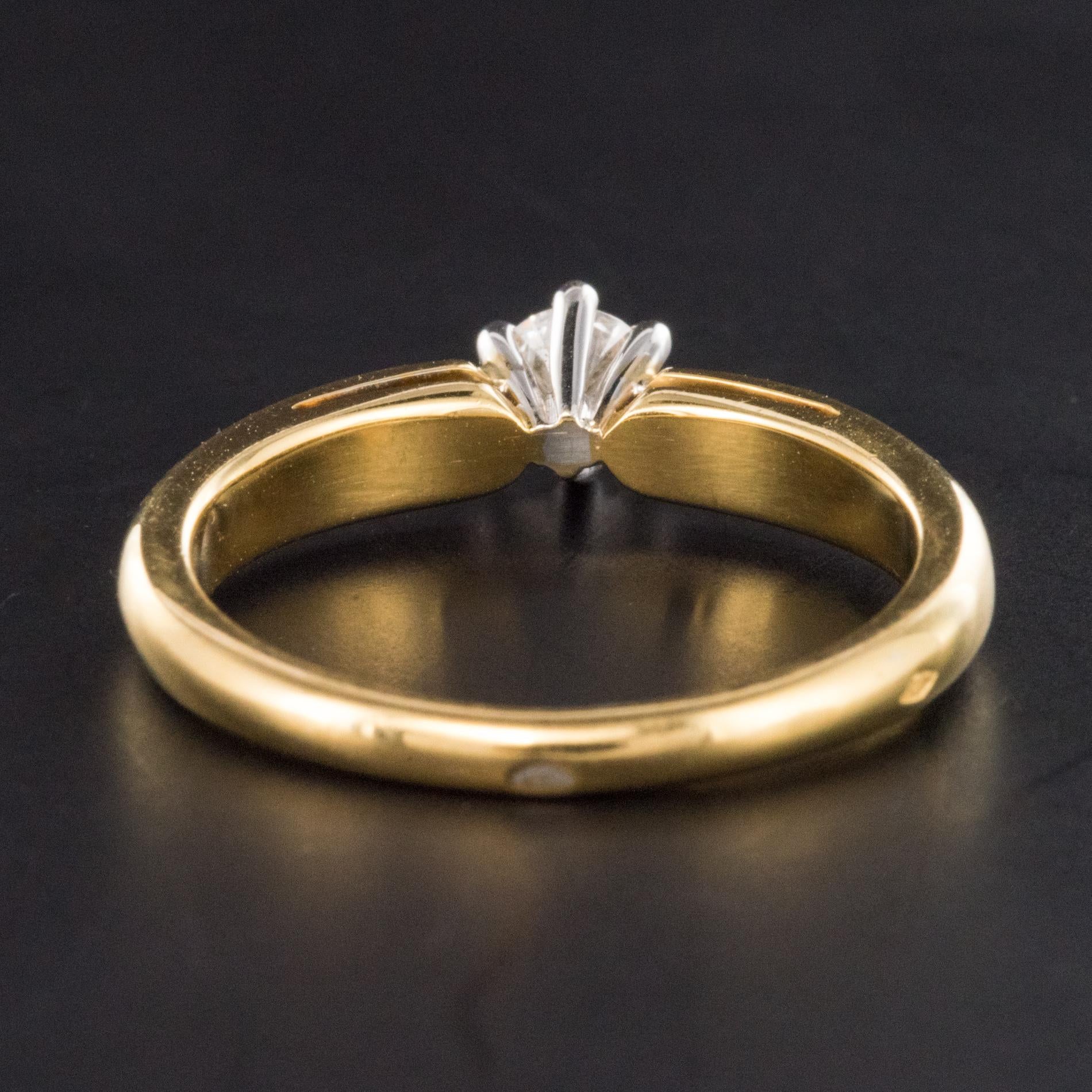 Contemporary 0.26 Carat Diamond Yellow Gold Solitaire Ring 1