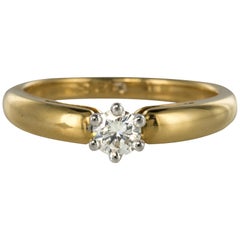 Contemporary 0.26 Carat Diamond Yellow Gold Solitaire Ring