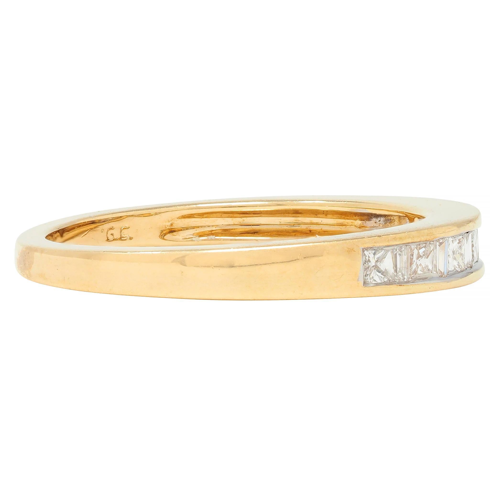 Women's or Men's Contemporary 0.44 CTW Princess Cut Diamond 14 Karat Yellow Gold Band Ring For Sale