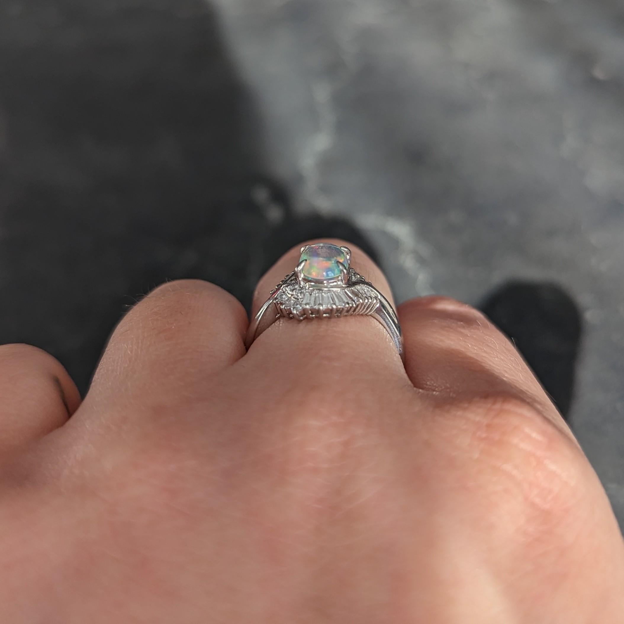 Zeitgenössischer Bypass-Cluster-Ring, 0,99 Karat Diamant Jelly Opal Platin Wirbel im Angebot 8