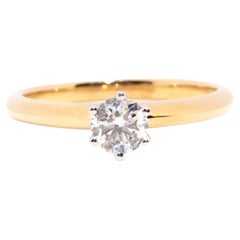Contemporary 0.50 Carat Solitaire Diamond 18 Carat Yellow Gold Engagement Ring