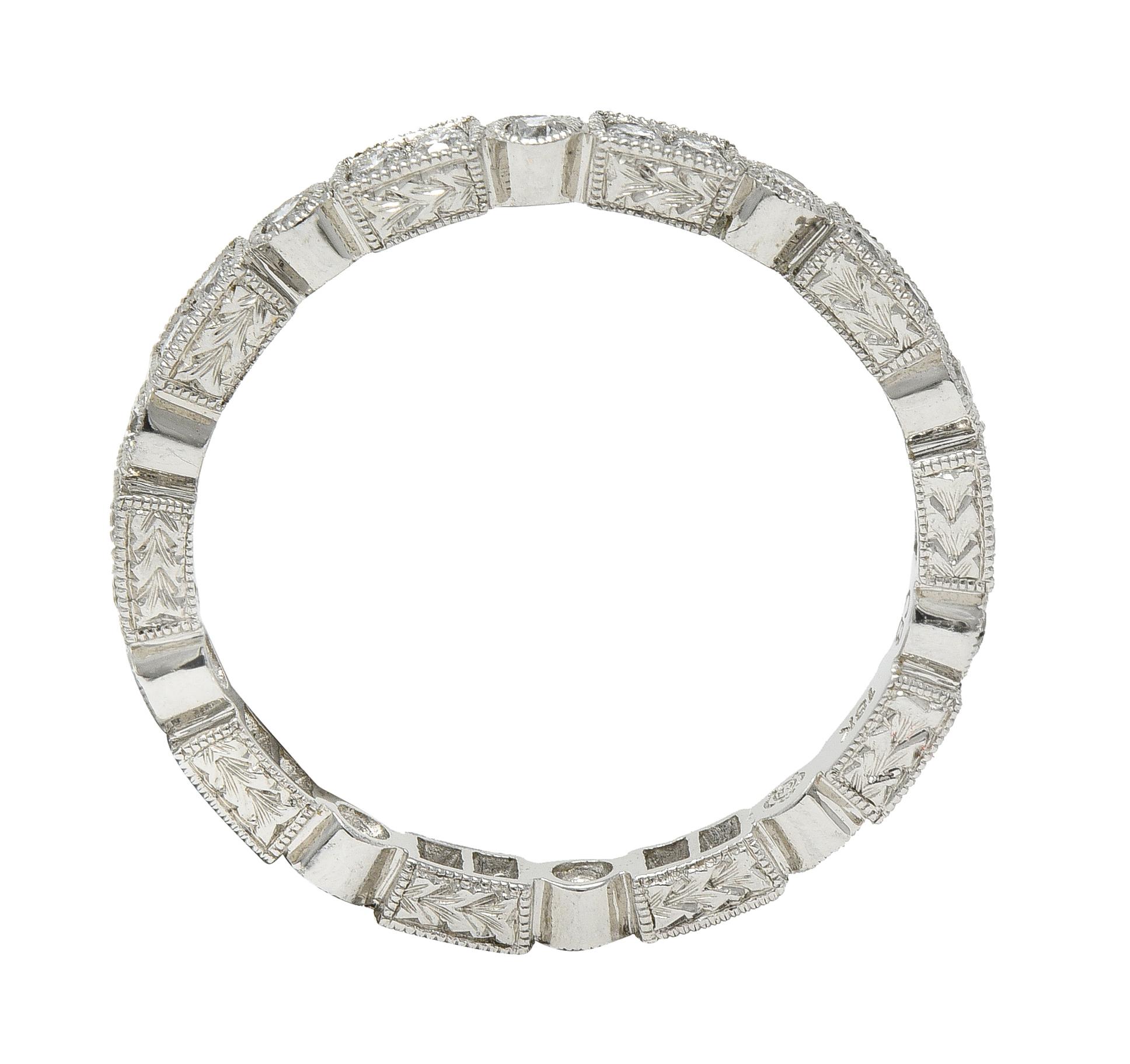 Contemporary 0.50 CTW Diamond 18 Karat Weißgold Geometrischer Bandring im Zustand „Hervorragend“ im Angebot in Philadelphia, PA