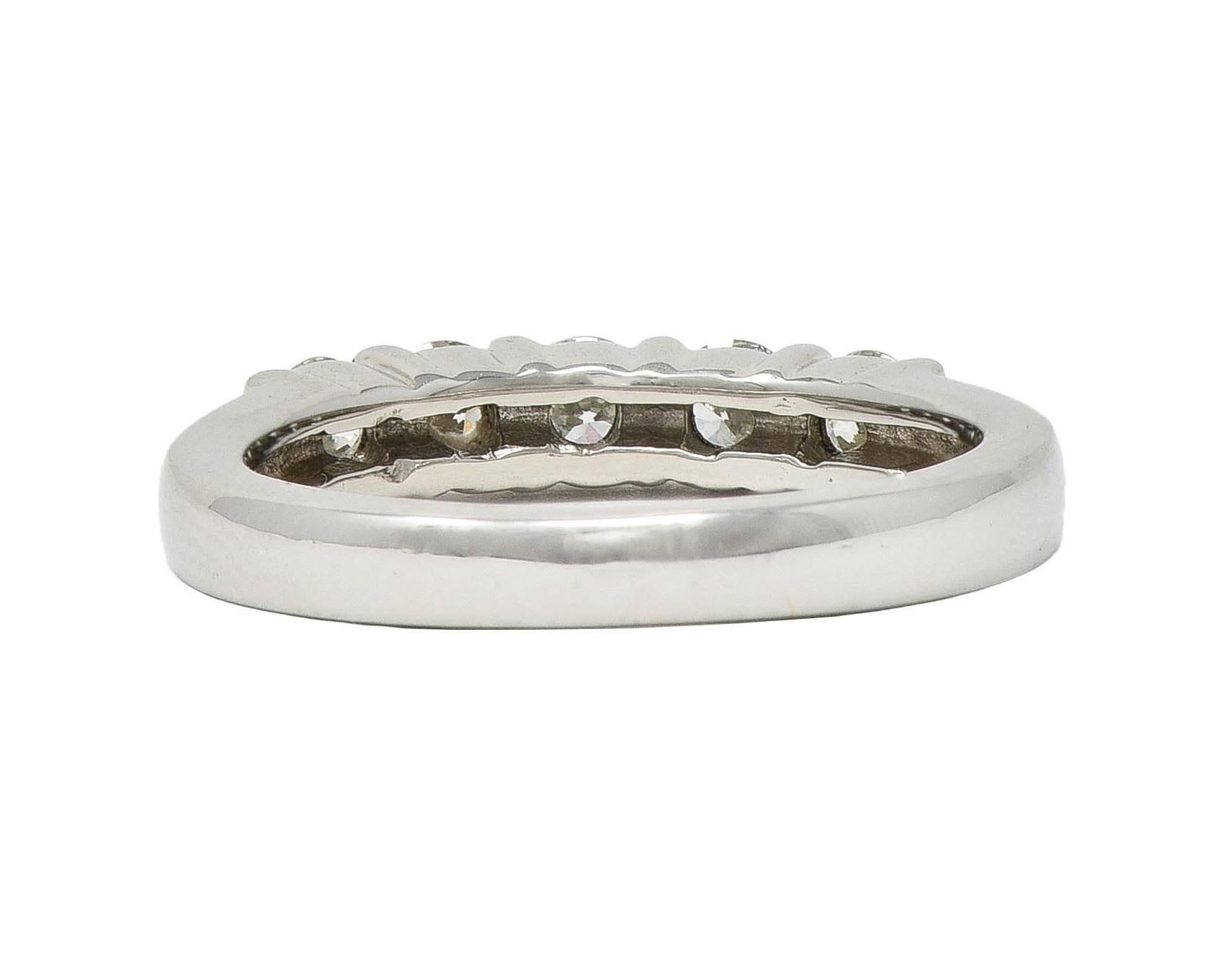 da uomo o donna Anello contemporaneo con diamante da 0,50 CTW in platino con fede impilabile in vendita