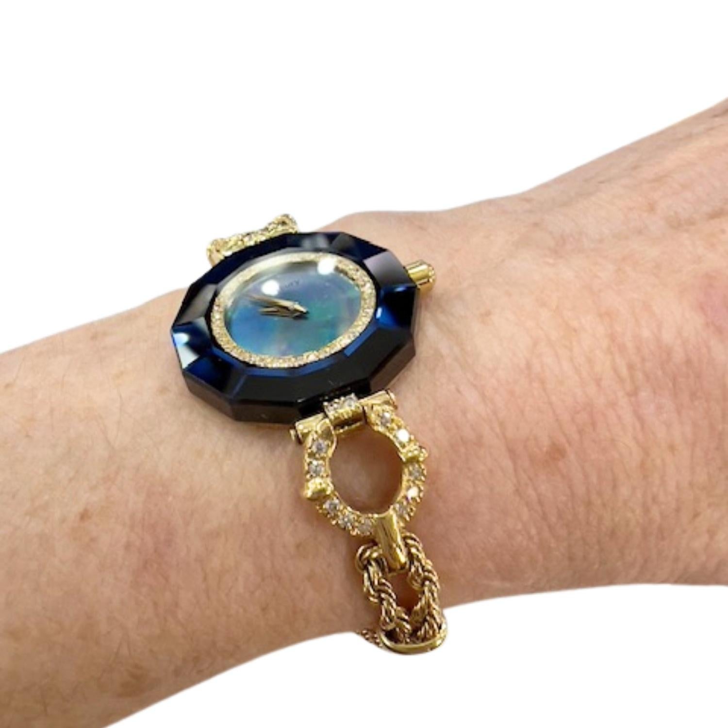 0,50 Karat Diamanten & Saphir 18k Gold Damenarmbanduhr (Zeitgenössisch) im Angebot