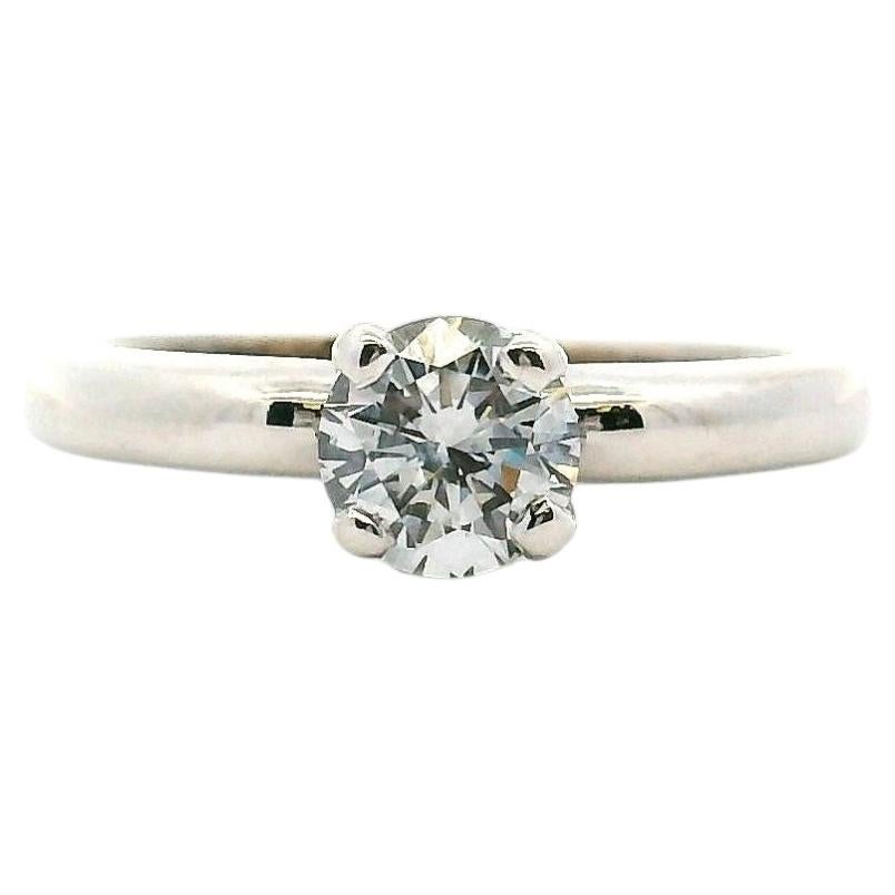 Contemporary 0.66 Carat Solitaire 14k White Gold Engagement Ring For Sale