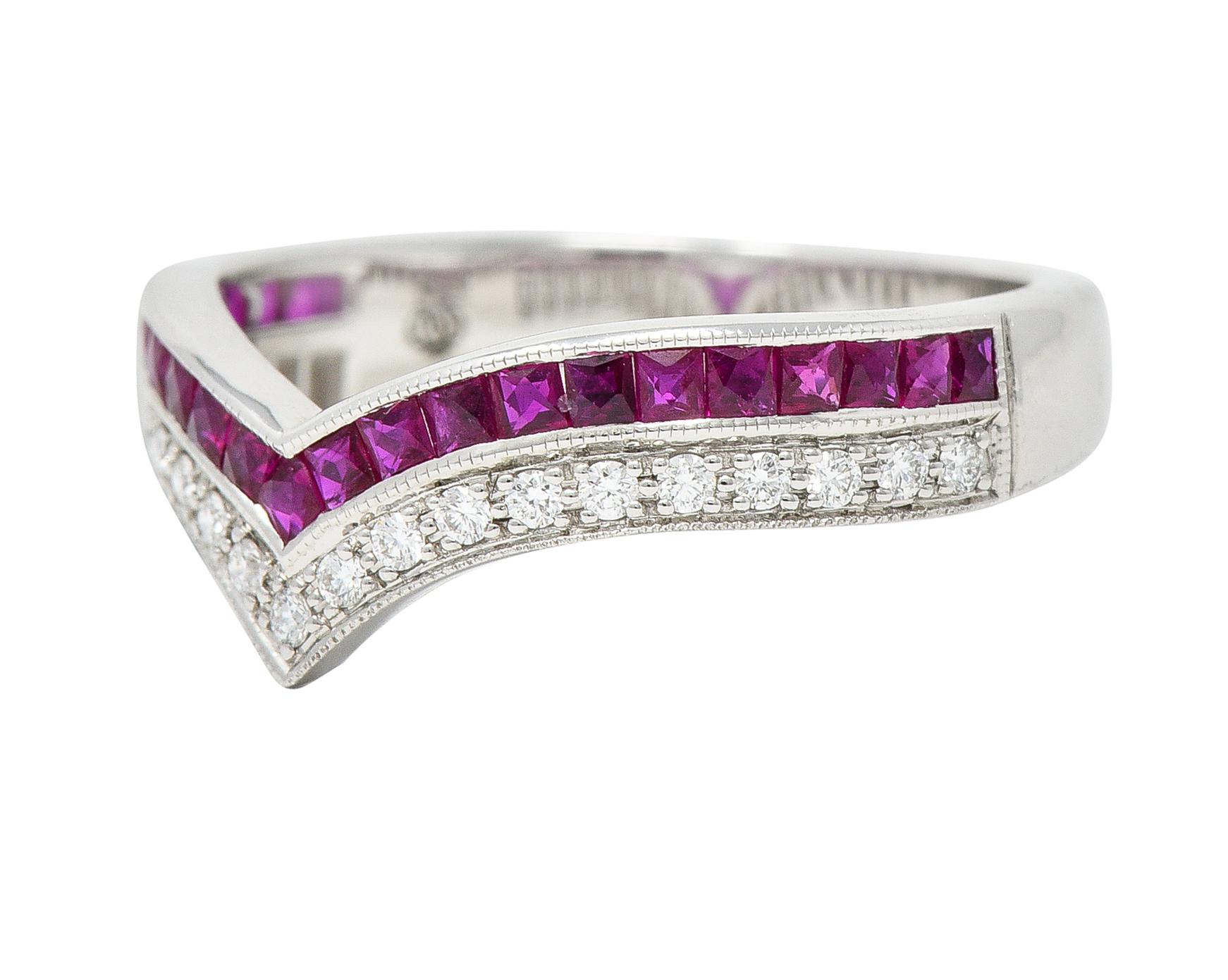 Contemporary 0.69 Carat Ruby Diamond 14 Karat White Gold Chevron Band Ring For Sale 1