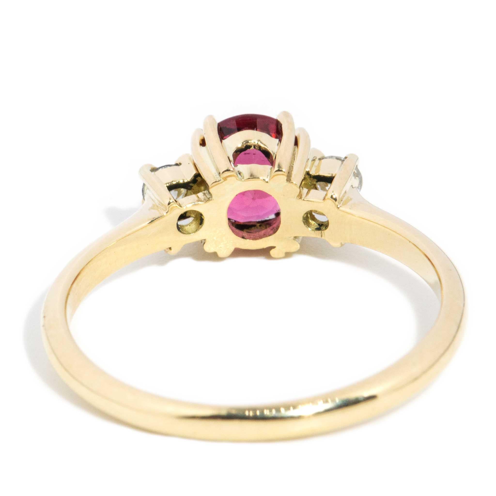 Contemporary 0.69ct Pink Tourmaline & Diamond Ring 18 Carat Gold For Sale 4